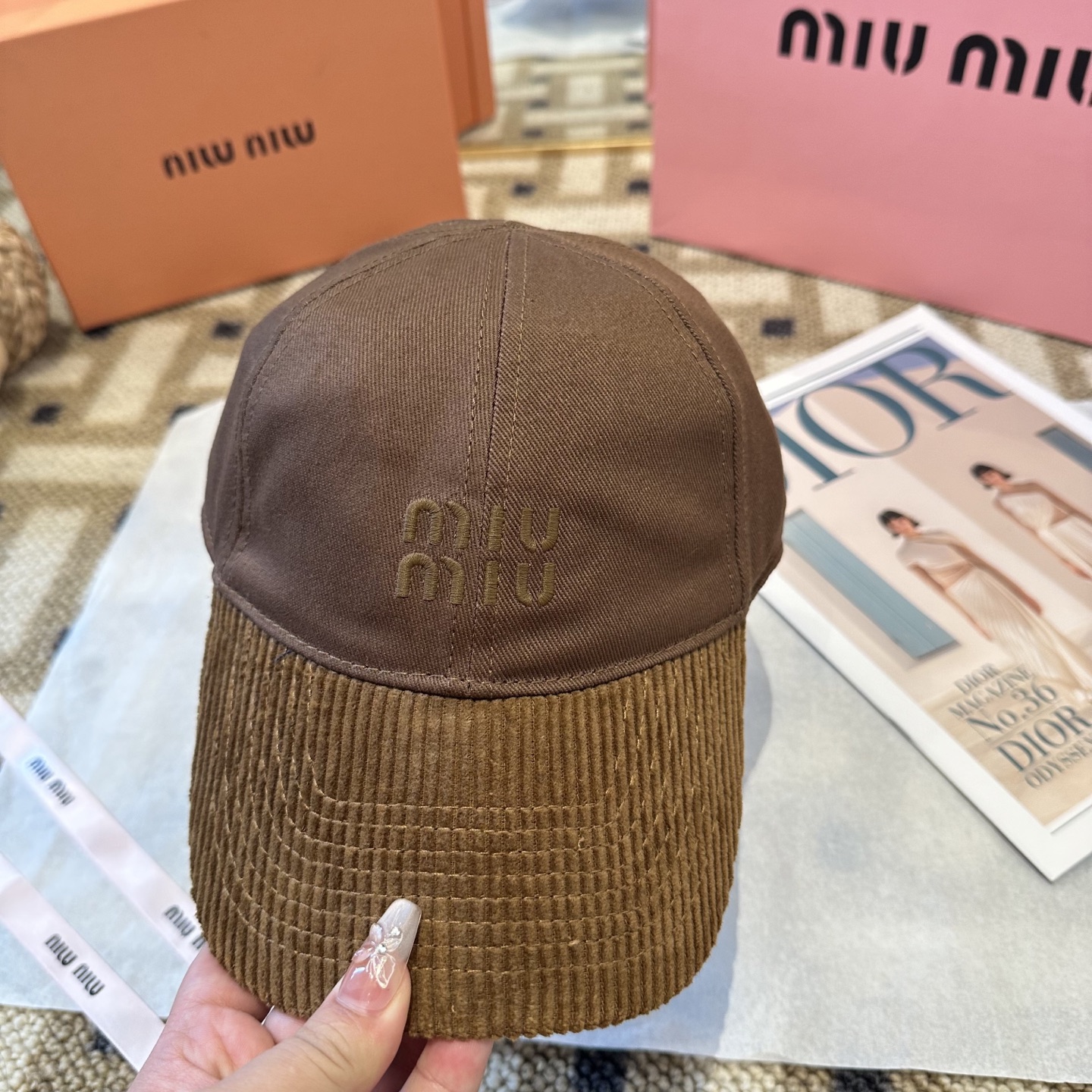 谬谬miumiu 原单 新款棒球帽，正品开模订制，原版做工细致质量超赞！