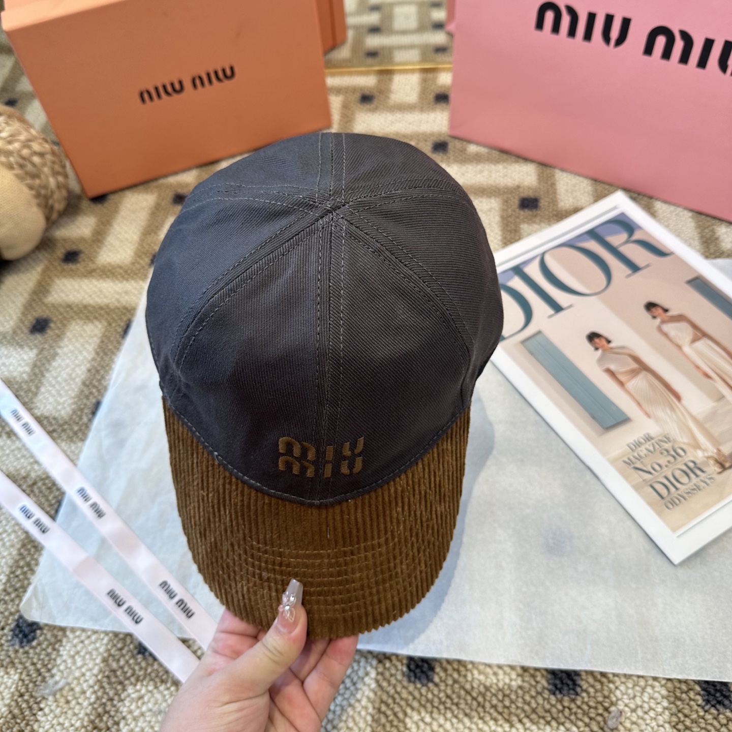 谬谬miumiu 原单 新款棒球帽，正品开模订制，原版做工细致质量超赞！