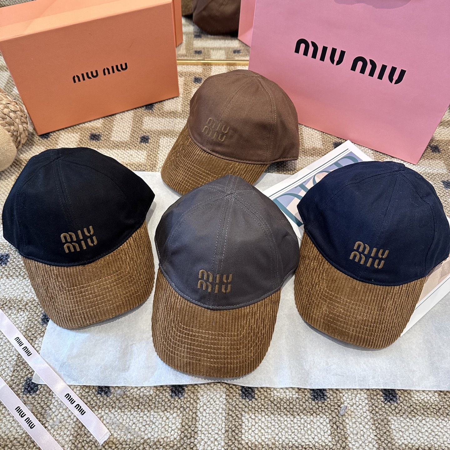 谬谬miumiu 原单 新款棒球帽，正品开模订制，原版做工细致质量超赞！