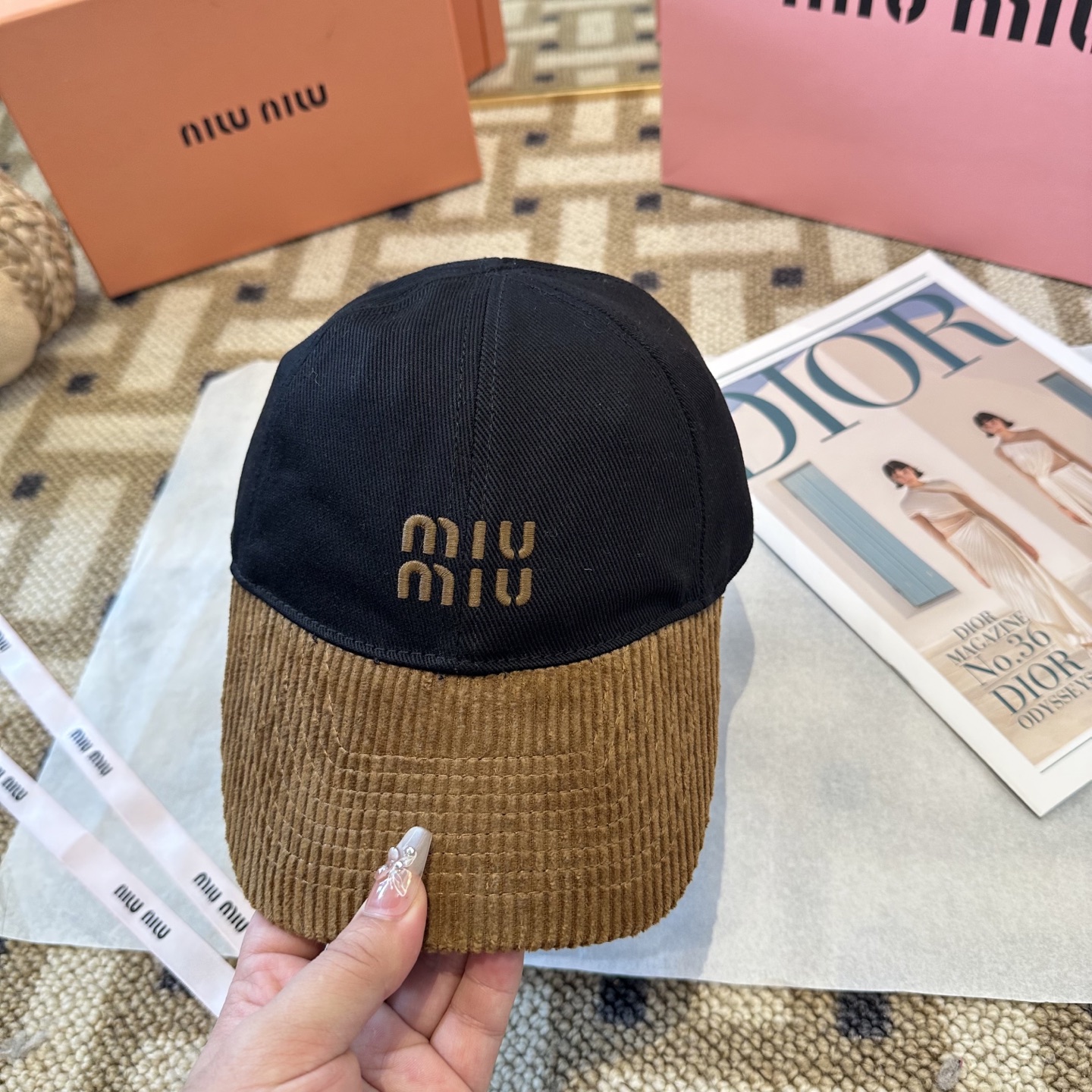 谬谬miumiu 原单 新款棒球帽，正品开模订制，原版做工细致质量超赞！