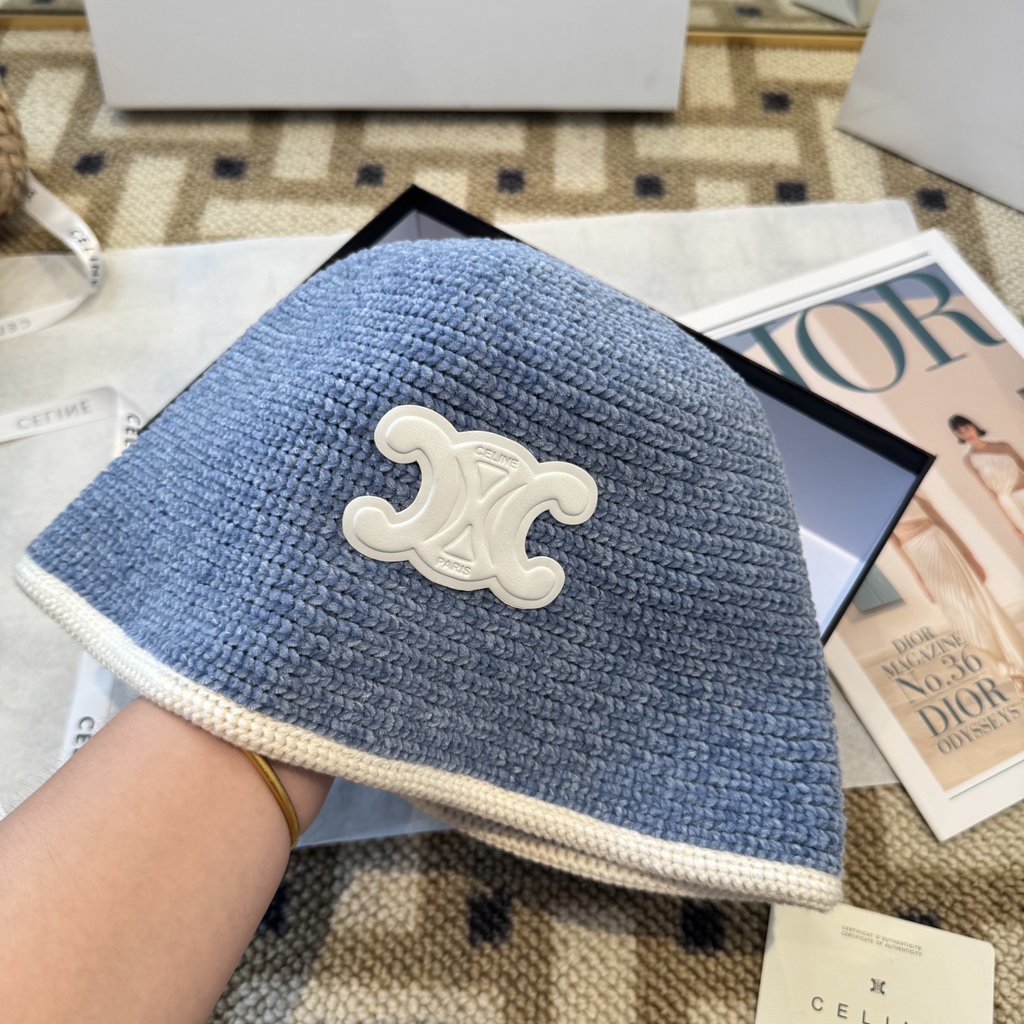 赛琳～简约新款针织盆帽秋冬必入，很百搭～