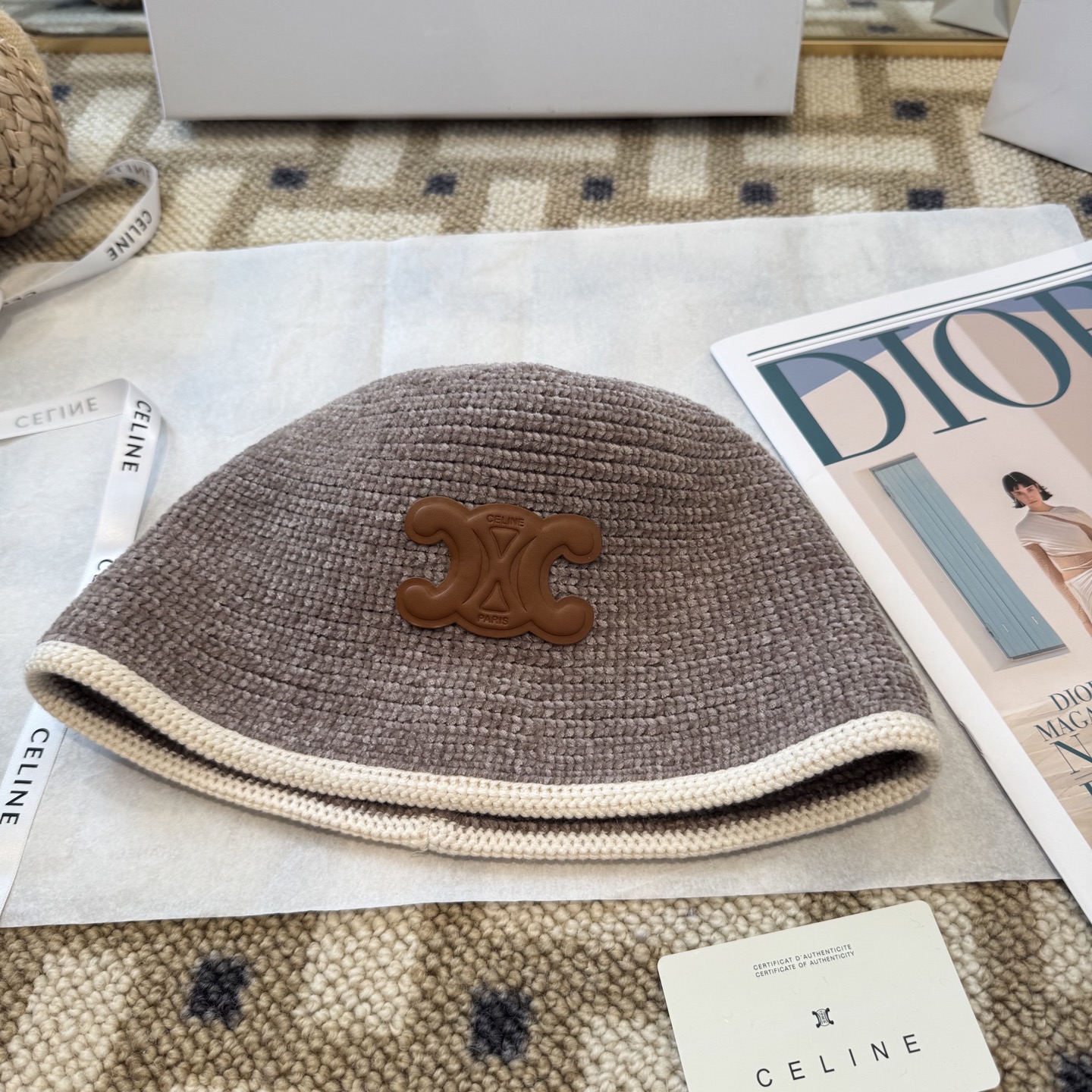 赛琳～简约新款针织盆帽秋冬必入，很百搭～