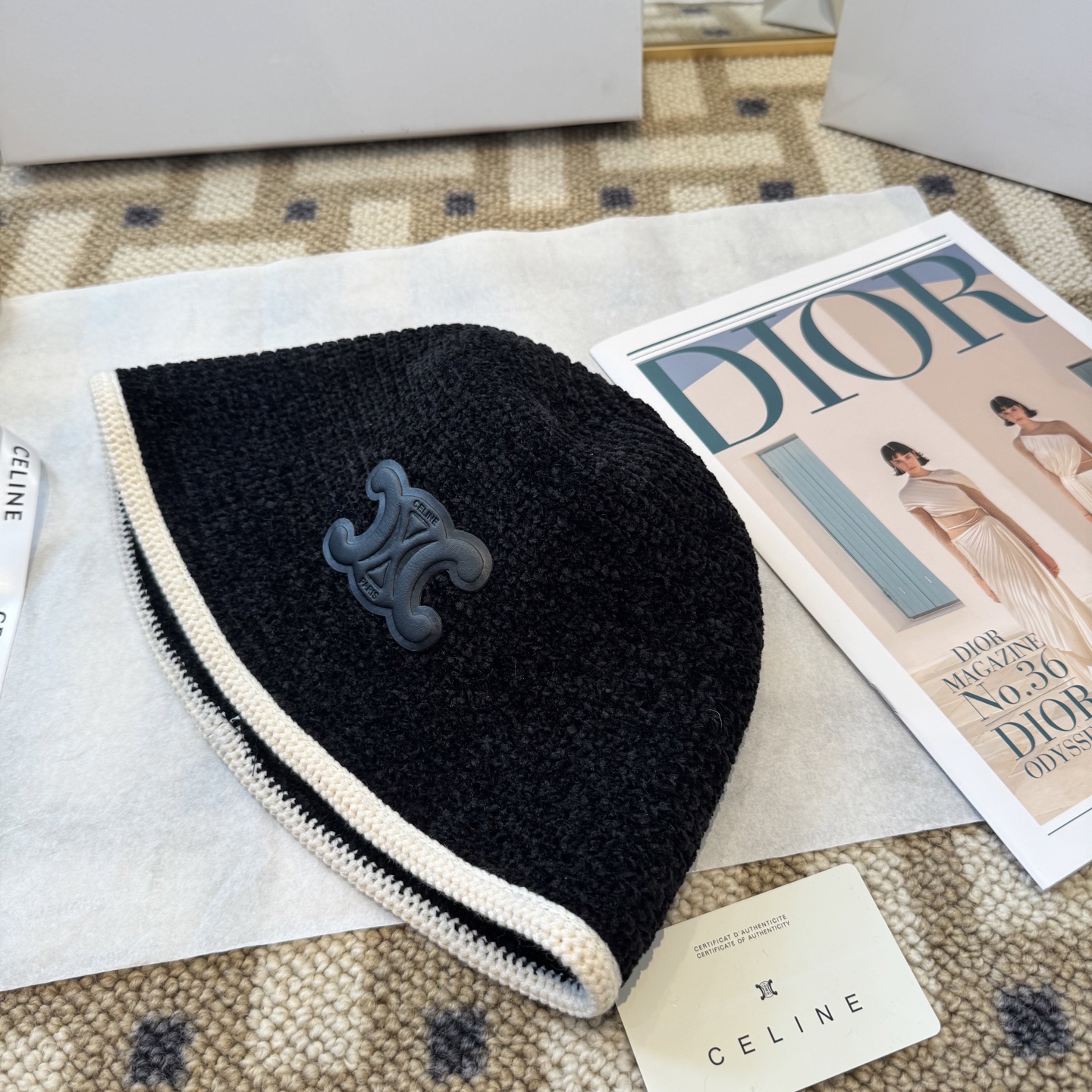 赛琳～简约新款针织盆帽秋冬必入，很百搭～