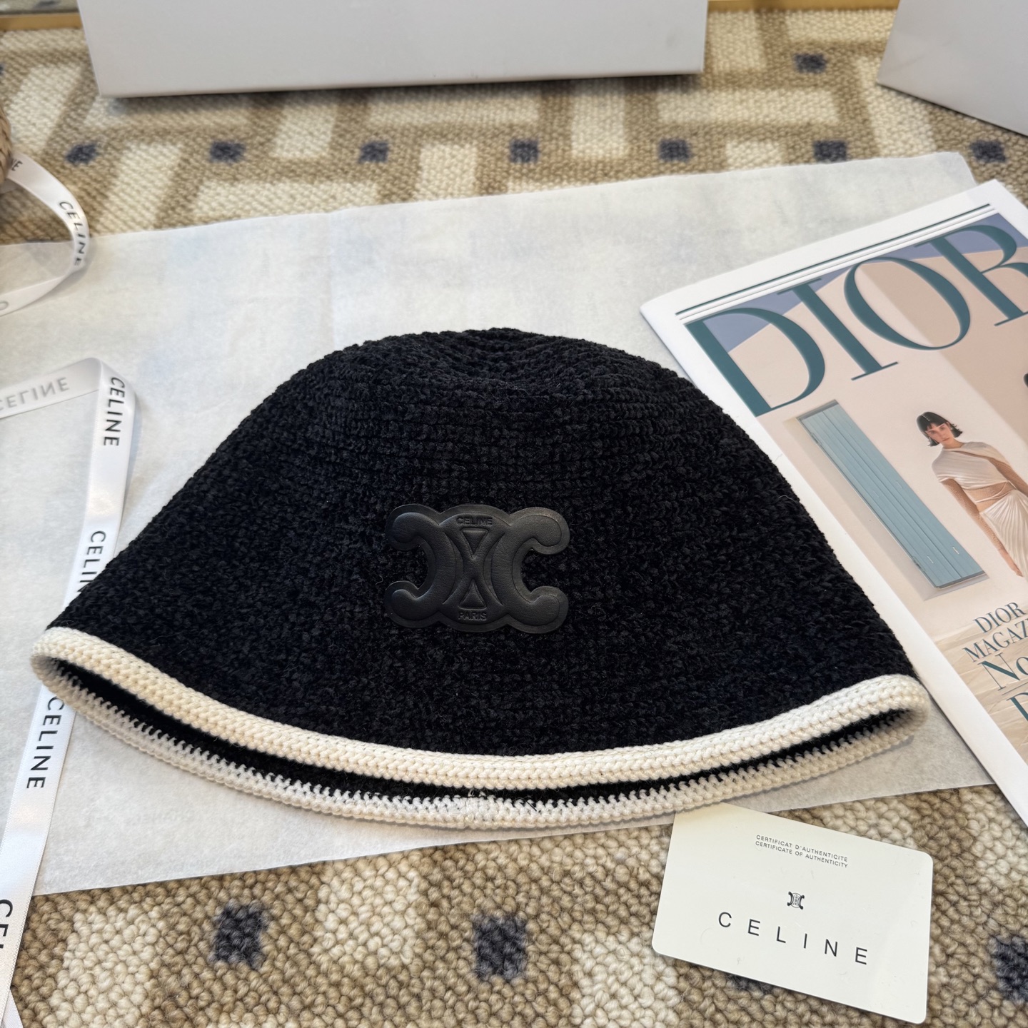 赛琳～简约新款针织盆帽秋冬必入，很百搭～