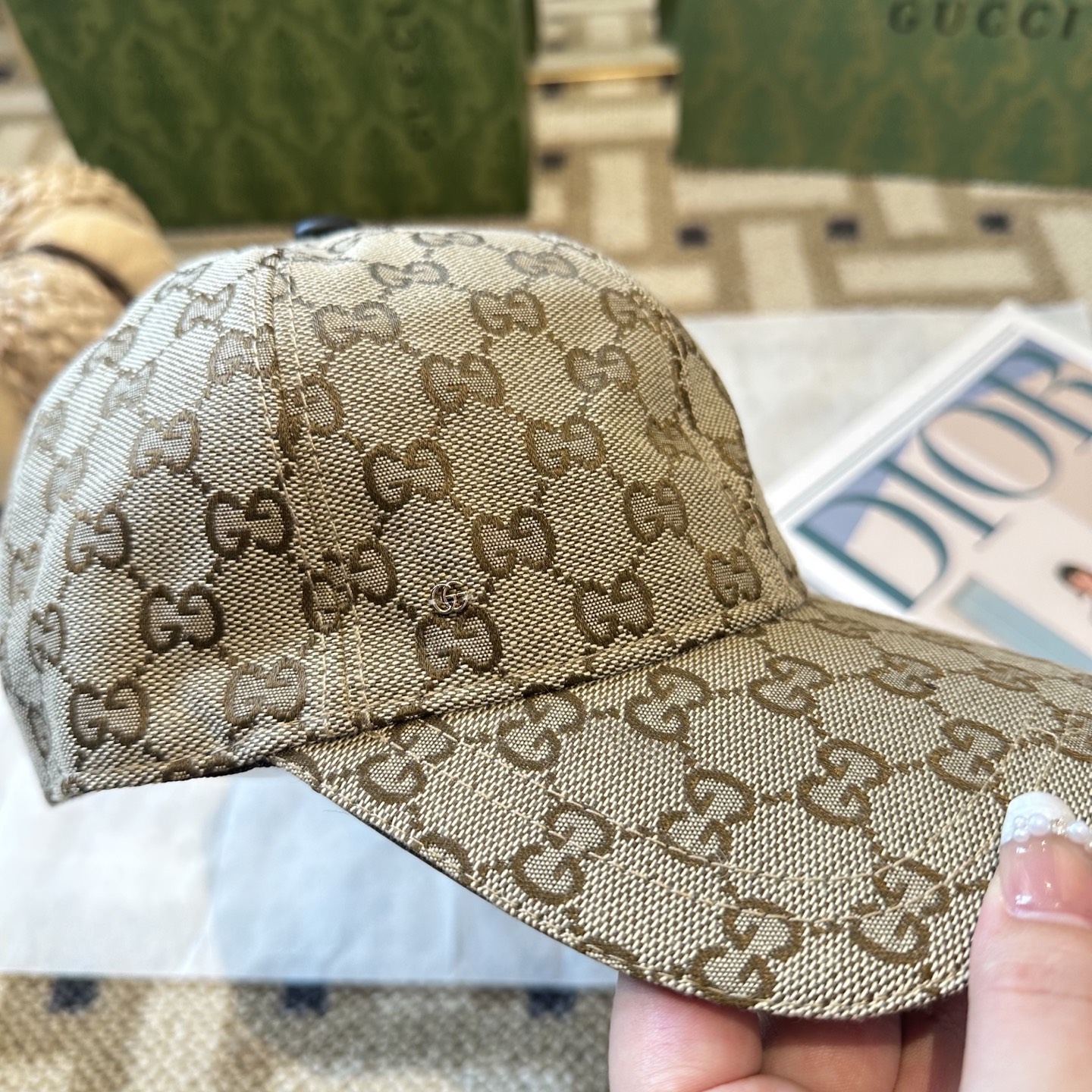 GUCCI古奇棒球帽 2025新款 工艺非常精美 高档大气上档次！低调奢华，方便携带！