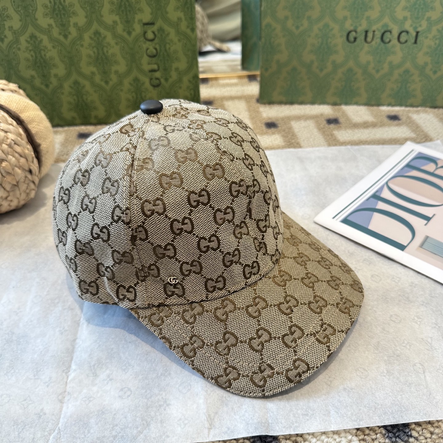 GUCCI古奇棒球帽 2025新款 工艺非常精美 高档大气上档次！低调奢华，方便携带！
