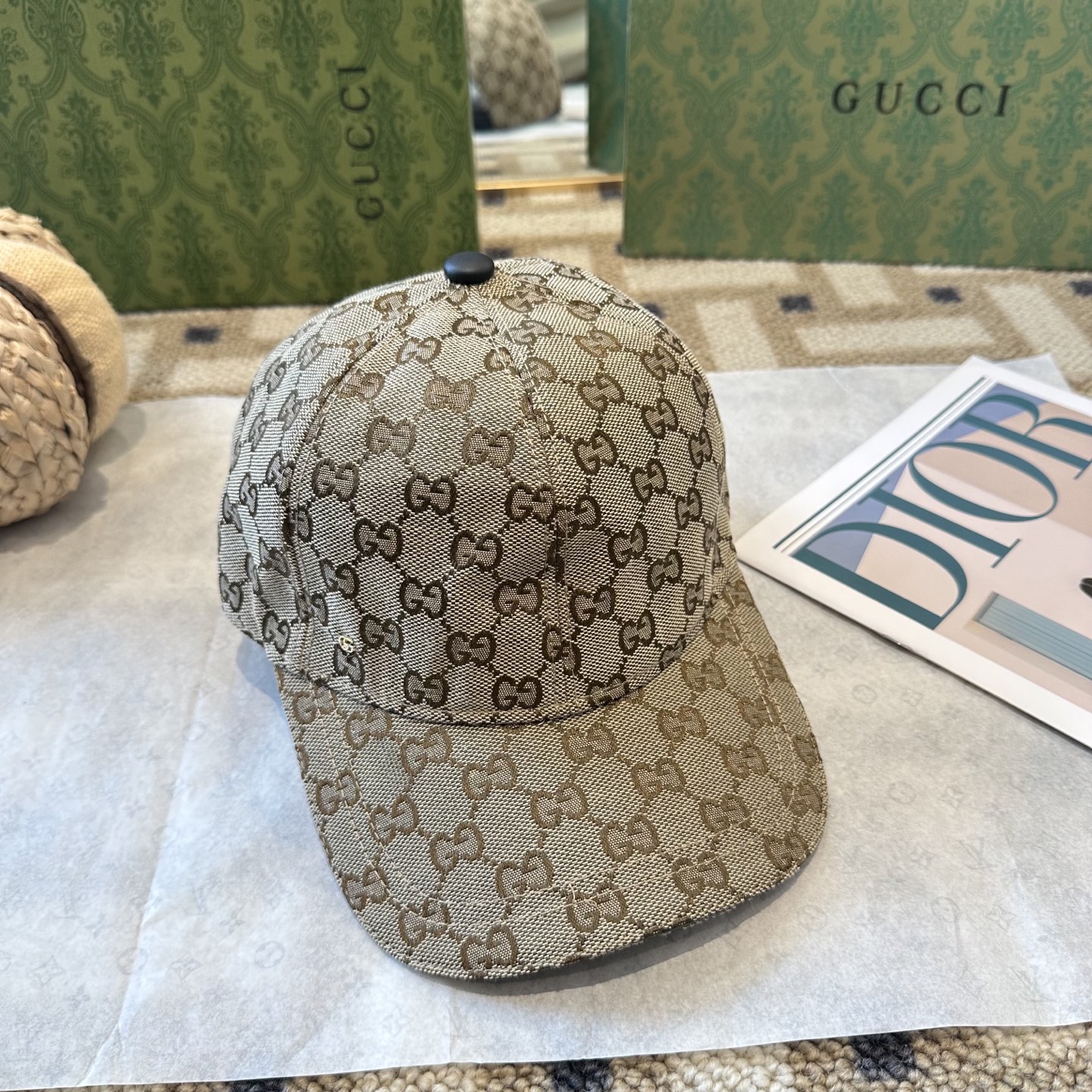 GUCCI古奇棒球帽 2025新款 工艺非常精美 高档大气上档次！低调奢华，方便携带！