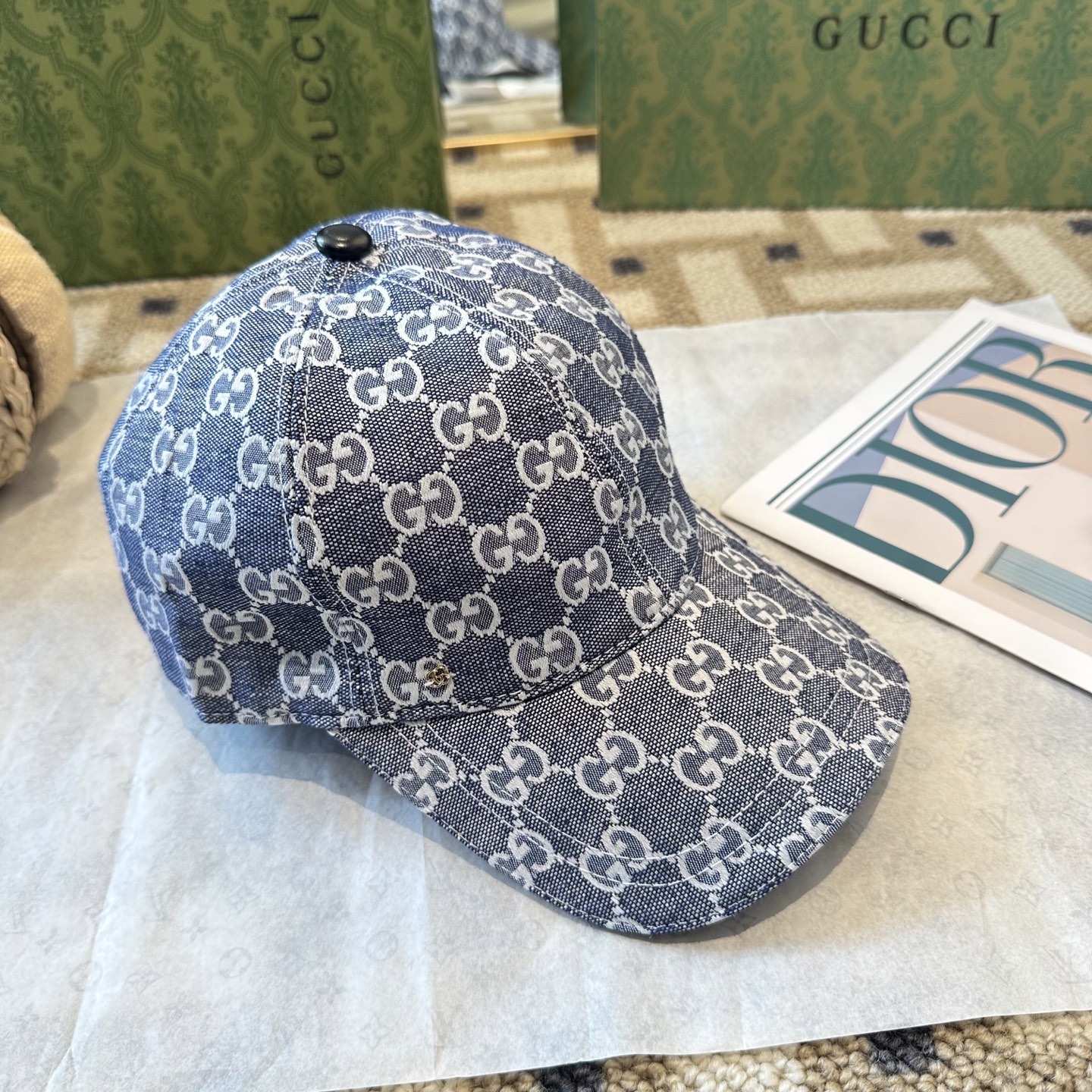 GUCCI古奇棒球帽 2025新款 工艺非常精美 高档大气上档次！低调奢华，方便携带！