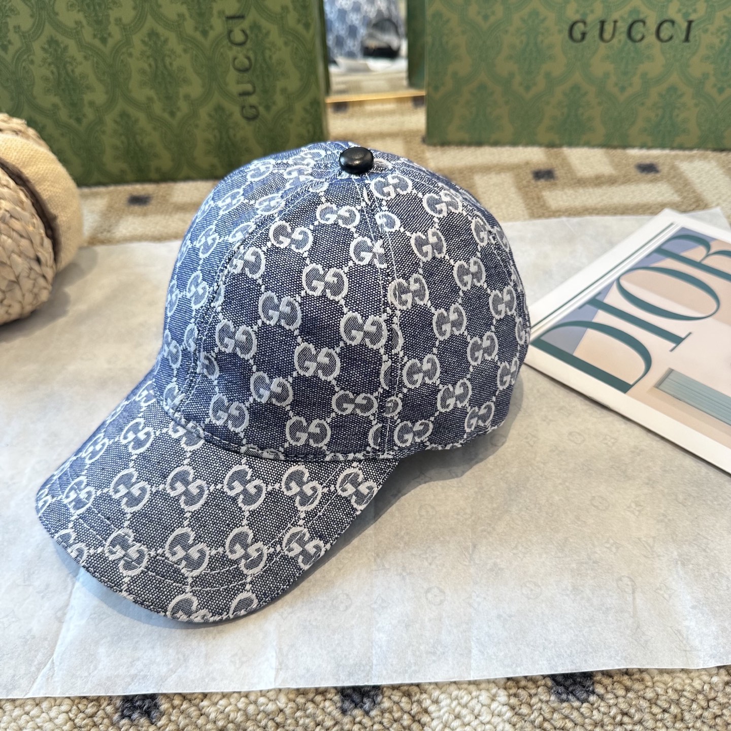 GUCCI古奇棒球帽 2025新款 工艺非常精美 高档大气上档次！低调奢华，方便携带！