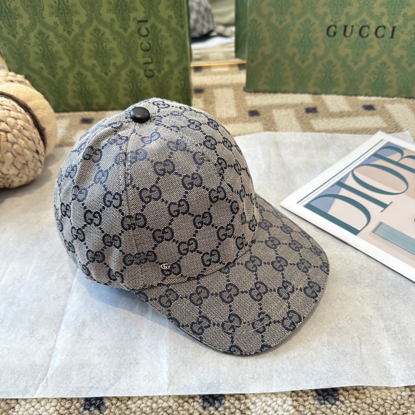 GUCCI古奇棒球帽 2025新款 工艺非常精美 高档大气上档次！低调奢华，方便携带！