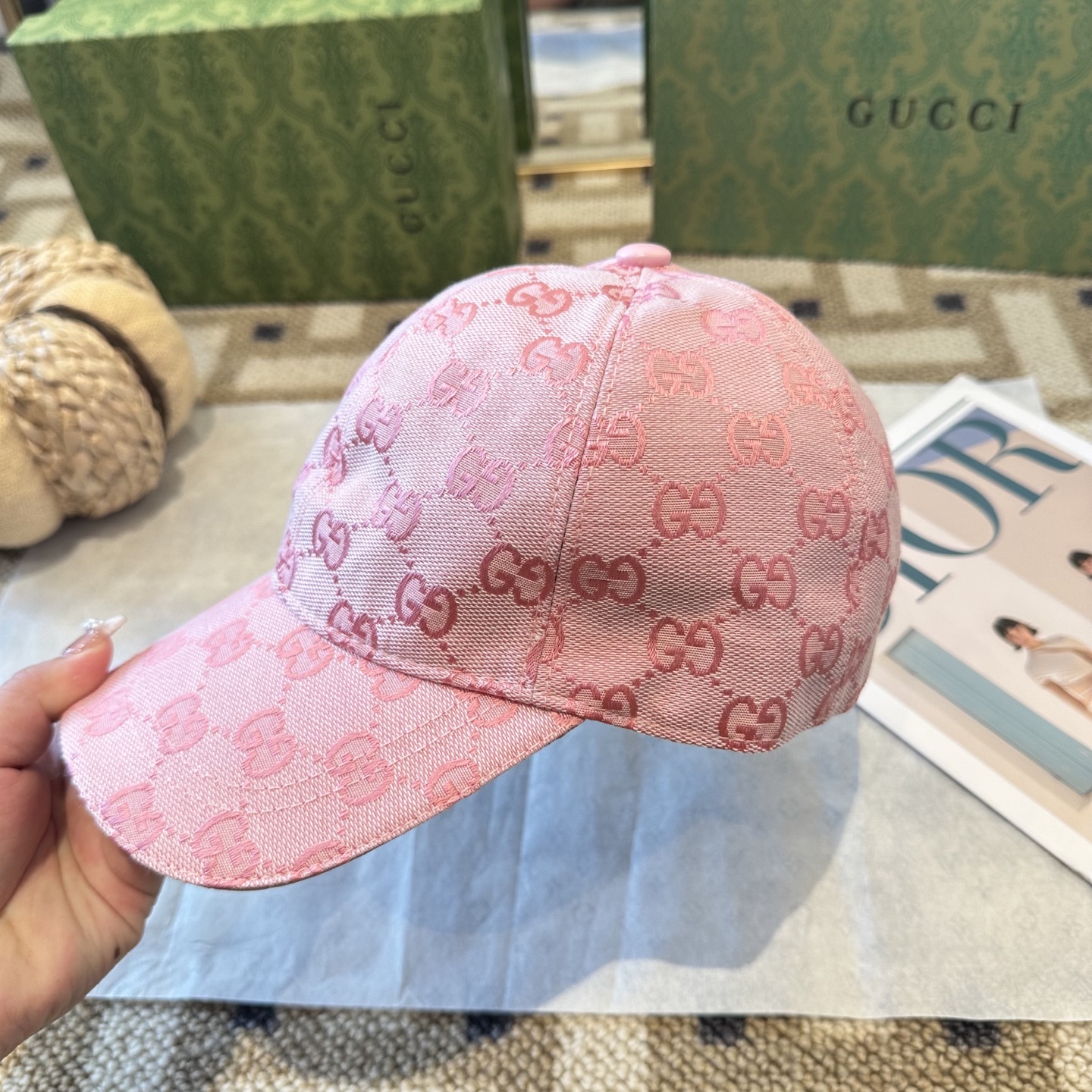 GUCCI古奇棒球帽 2025新款 工艺非常精美 高档大气上档次！低调奢华，方便携带！