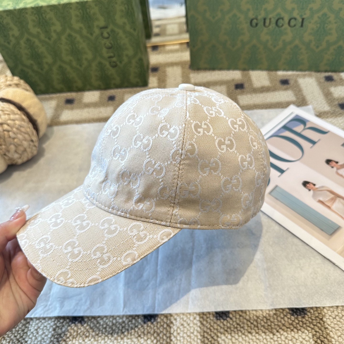 GUCCI古奇棒球帽 2025新款 工艺非常精美 高档大气上档次！低调奢华，方便携带！