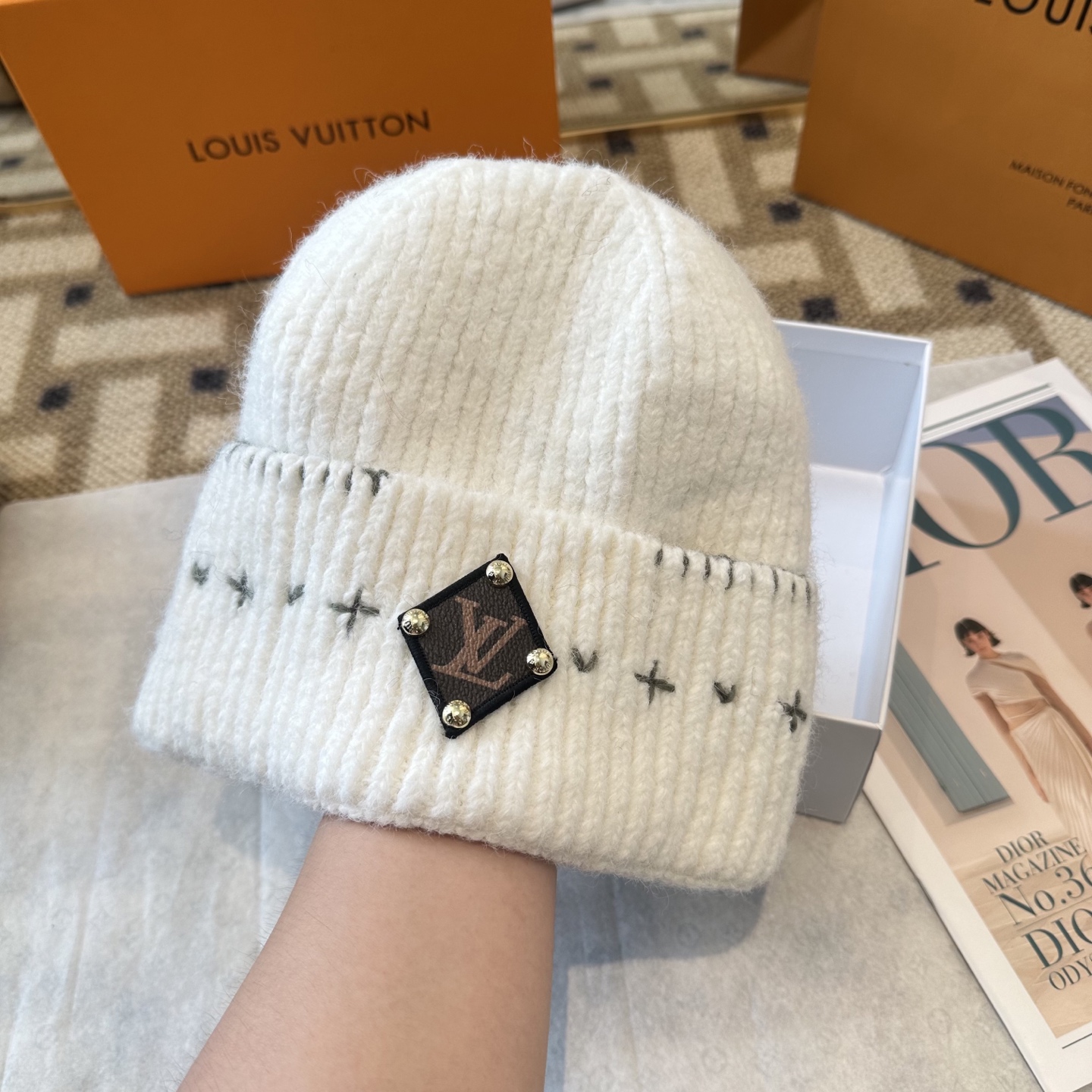 Lv路易威登针织毛线帽，男女同款