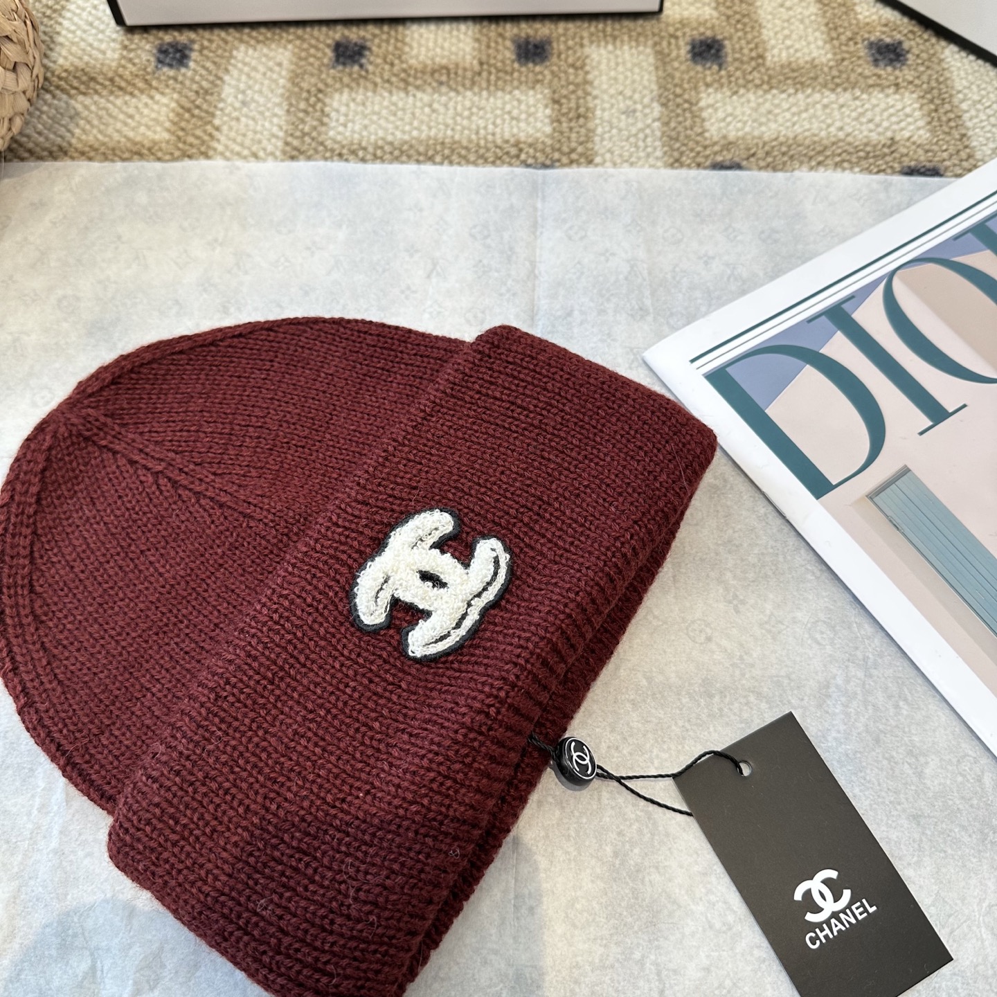 Chanel官网品质香奈儿秋冬网红时尚博主推荐款毛线帽，小红书爆款，手感超柔软舒适的针织线帽，弹性极佳！