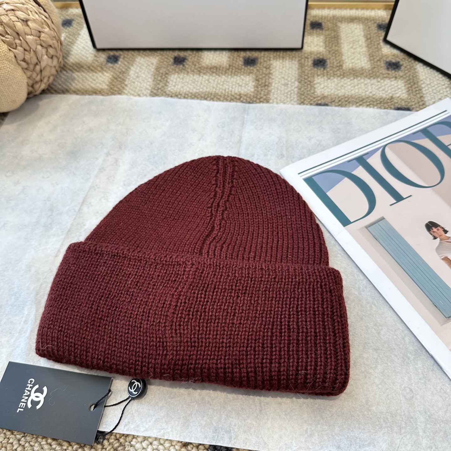 Chanel官网品质香奈儿秋冬网红时尚博主推荐款毛线帽，小红书爆款，手感超柔软舒适的针织线帽，弹性极佳！