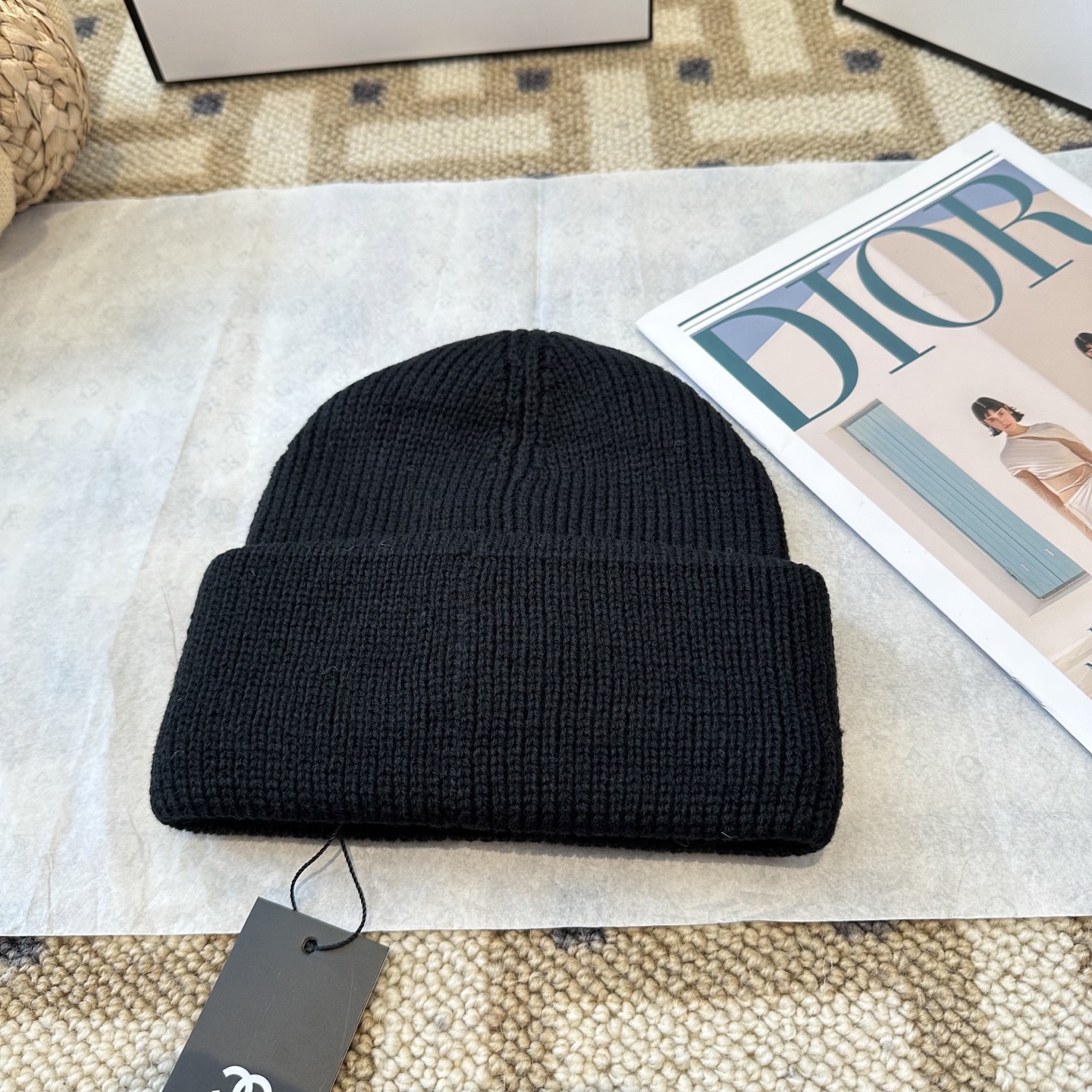 Chanel官网品质香奈儿秋冬网红时尚博主推荐款毛线帽，小红书爆款，手感超柔软舒适的针织线帽，弹性极佳！