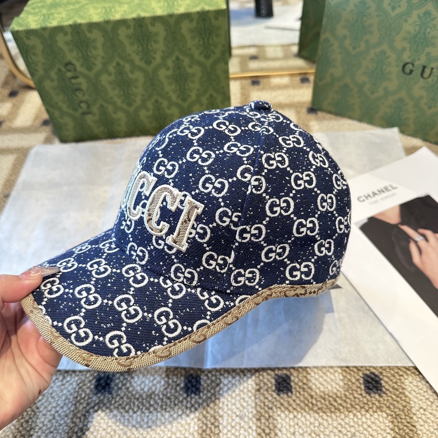 GUCCI古奇棒球帽 2025新款 工艺非常精美 高档大气上档次！低调奢华，方便携带！