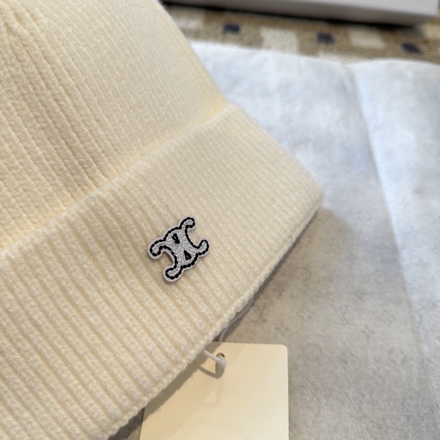 Celine 赛琳 2025秋冬新款毛线帽，男女款针织帽，