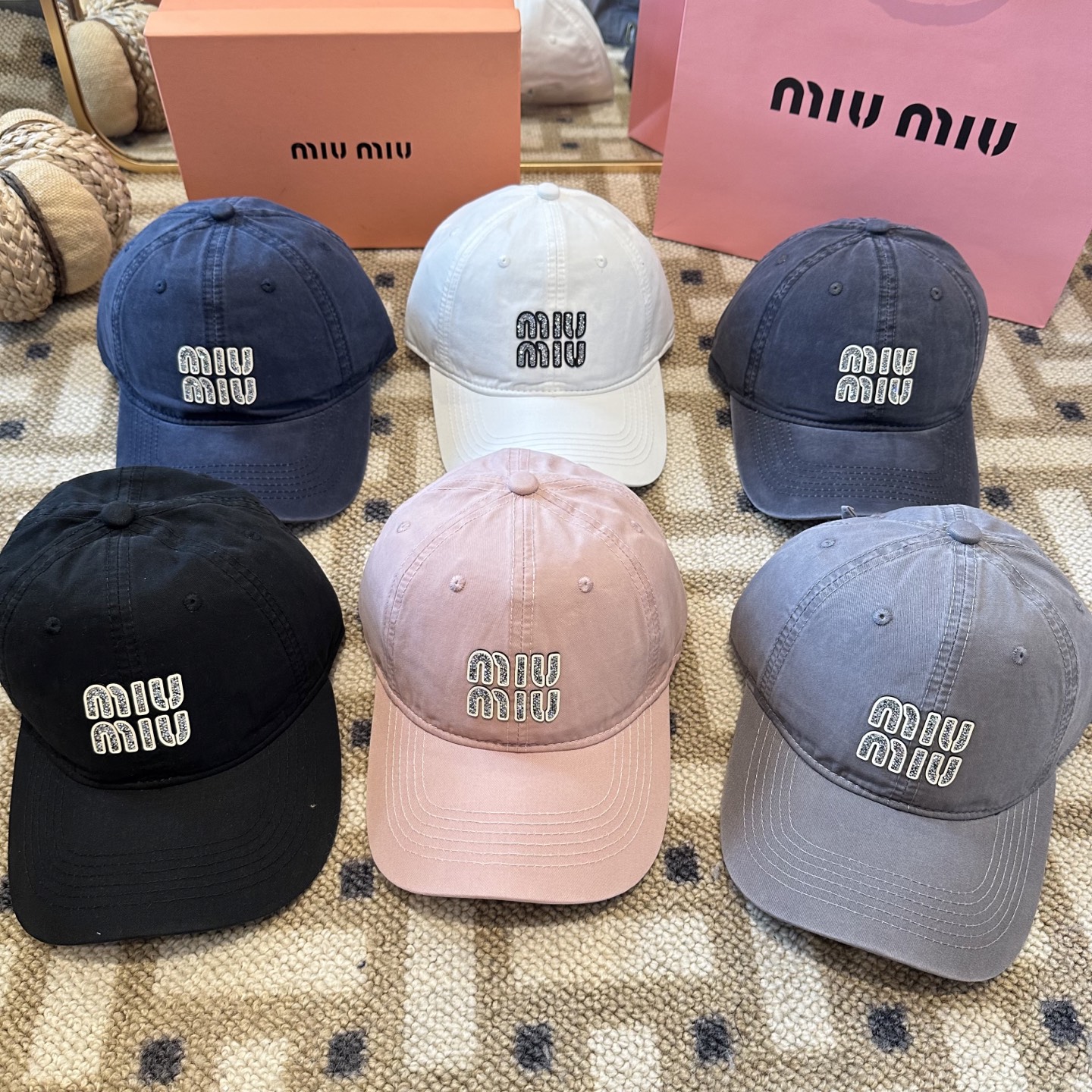 谬谬miumiu 原单 新款棒球帽，正品开模订制，原版做工细致质量超赞！