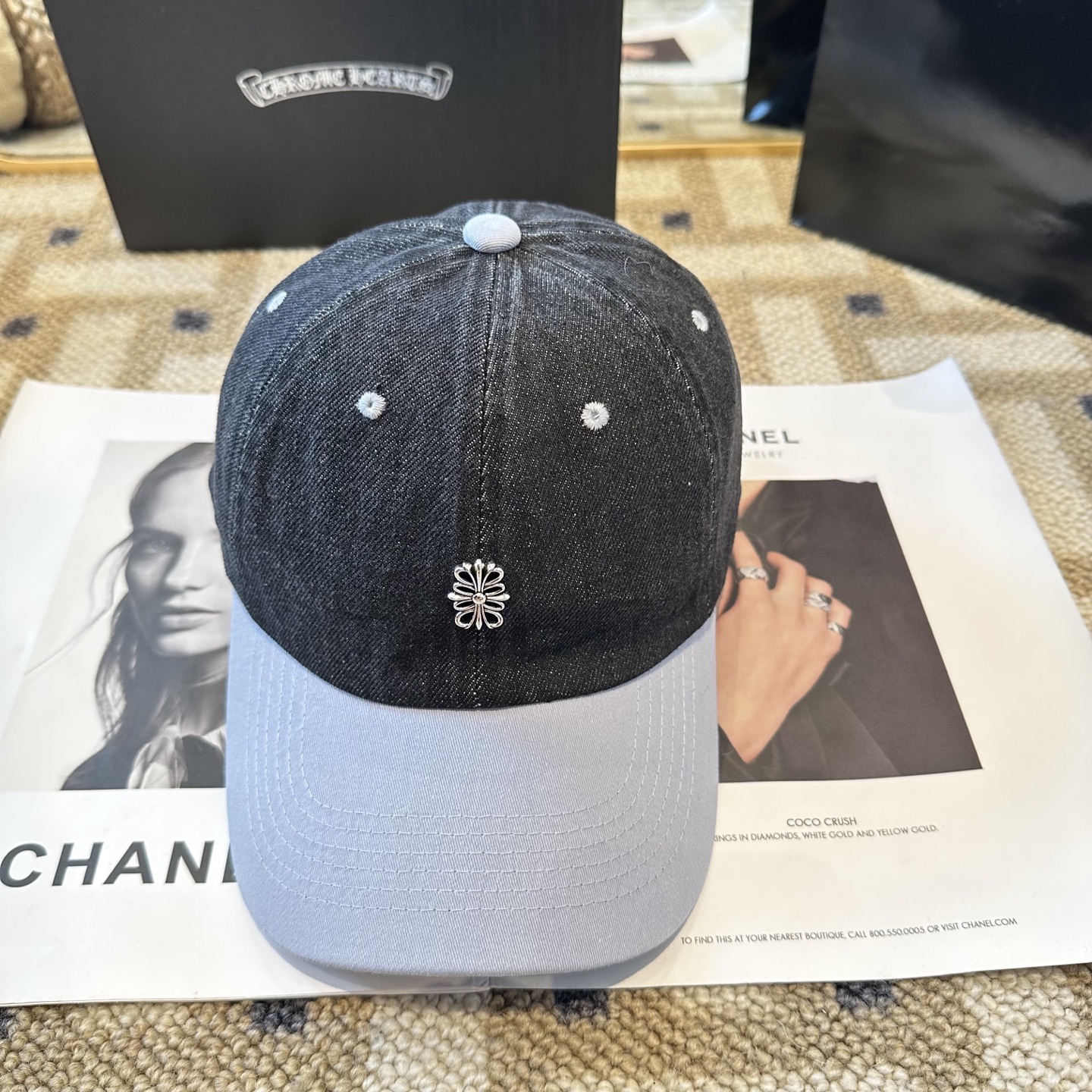 Chrome hearts 克罗心 新款十字架 高品质棒球帽,高端定制版!网红时尚博主同款!墙裂推荐!质量巨好!谁戴谁好看~