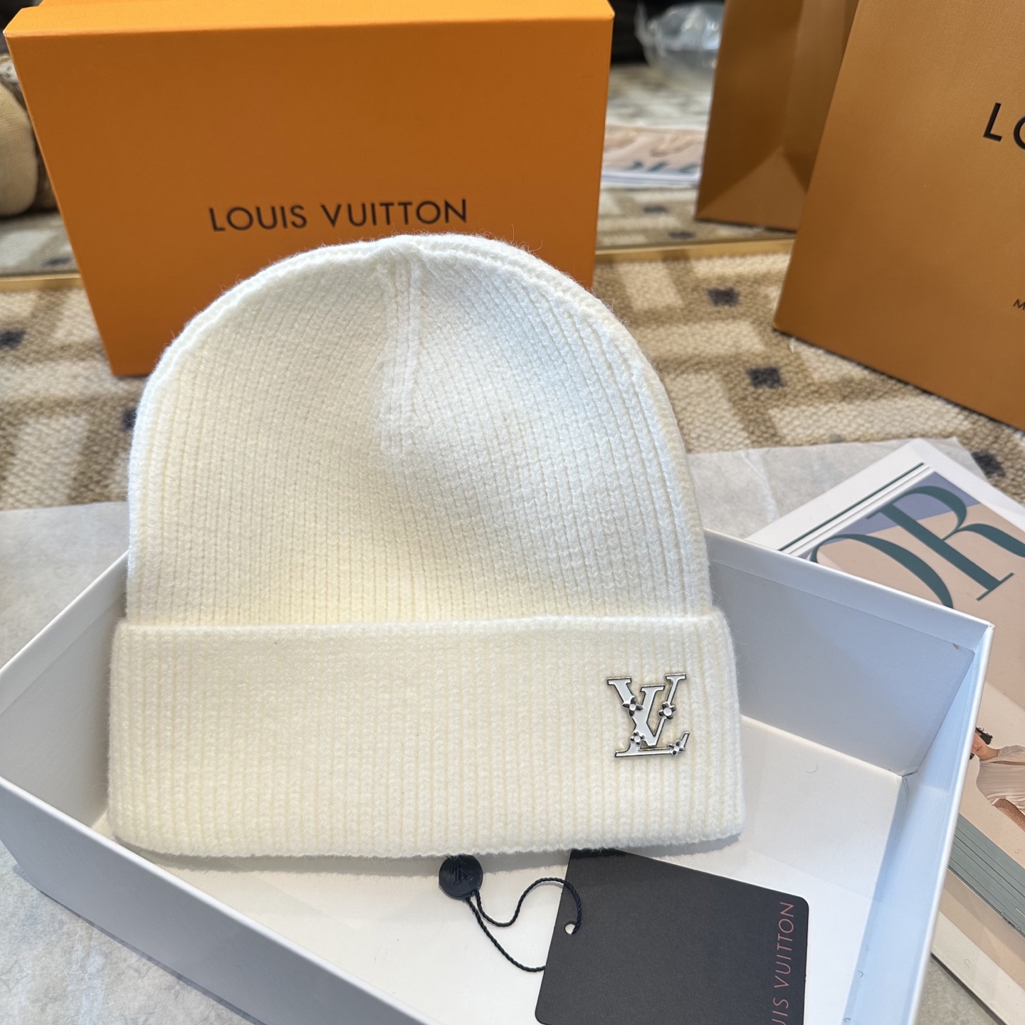 P63 Lv路易威登专柜货，针织毛线帽，男女同款 正品开模