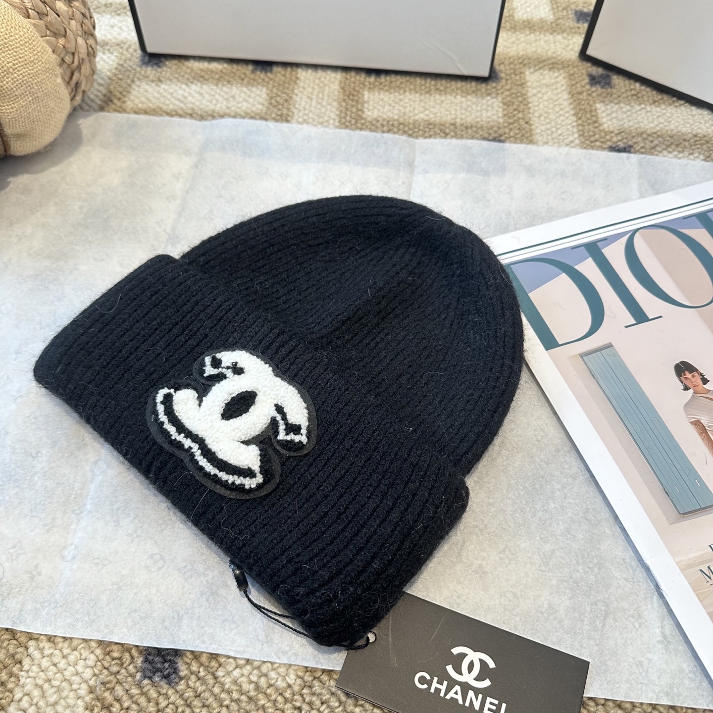 P68Chanel官网品质香奈儿秋冬网红时尚博主推荐款毛线帽，小红书爆款，手感超柔软舒适的针织线帽，弹性极佳！