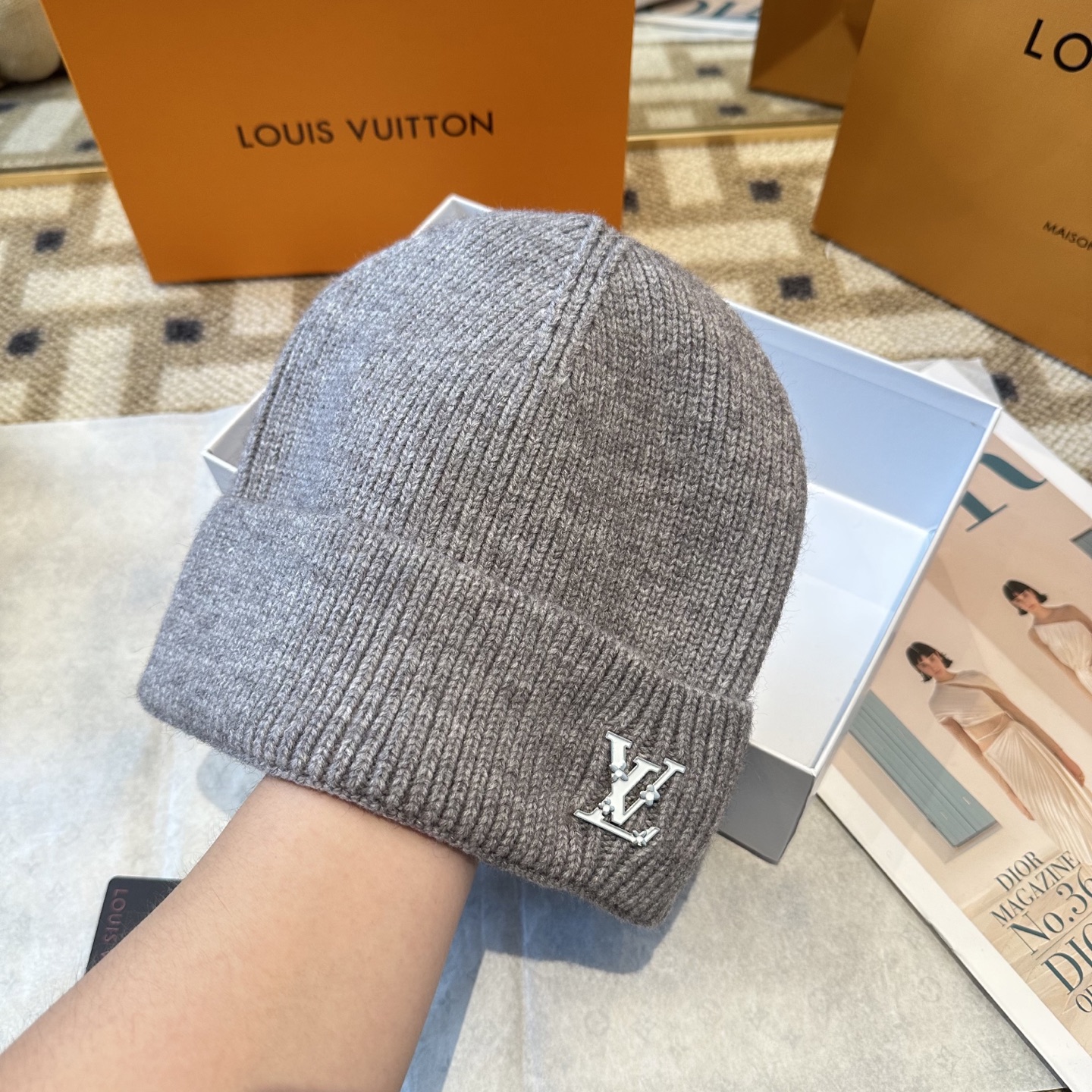 P63 Lv路易威登专柜货，针织毛线帽，男女同款 正品开模