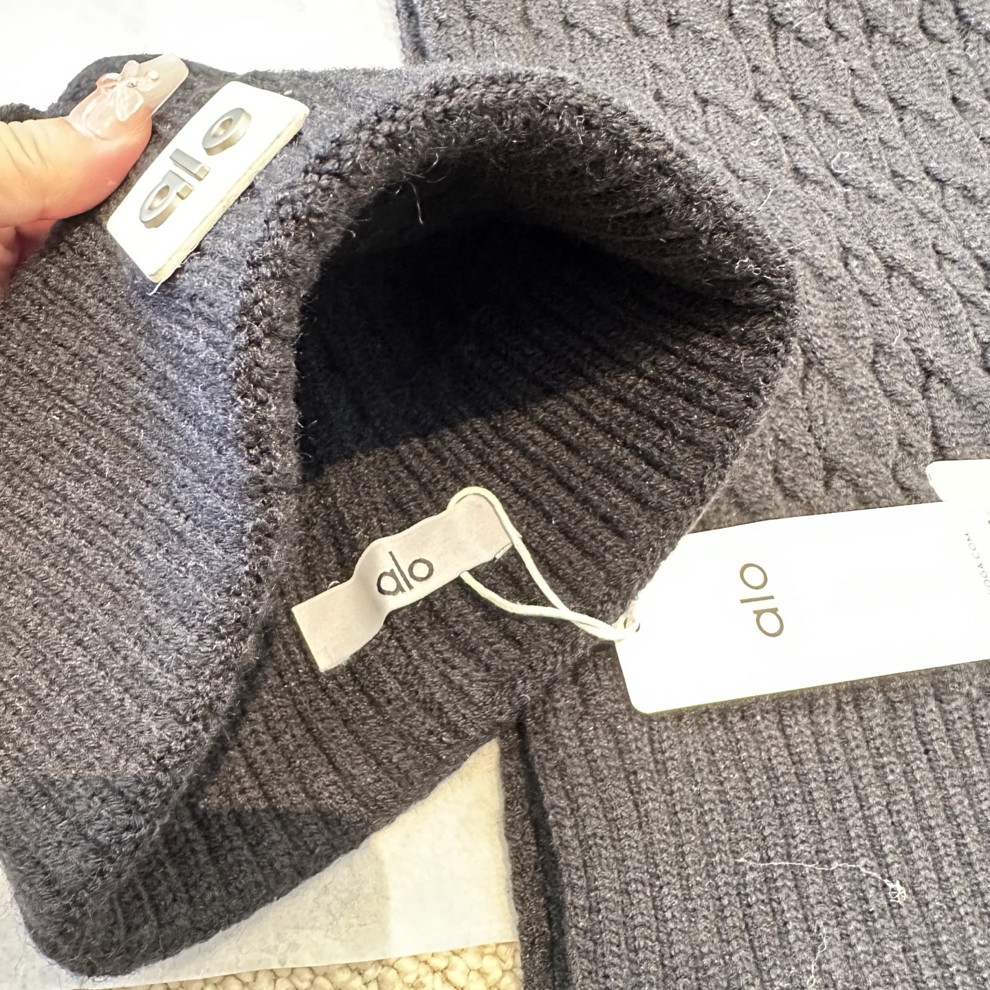 P125 alo 针织🧶套装
砖柜新款！一上架便火遍小红书~
全网首发 对色对版
首批货量充足 快快入手