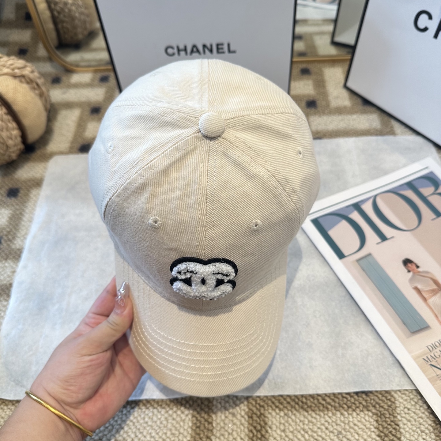 P66 CHANEL香奈儿 新款简约棒球帽，新款出货，大牌款超好搭配，赶紧入手！