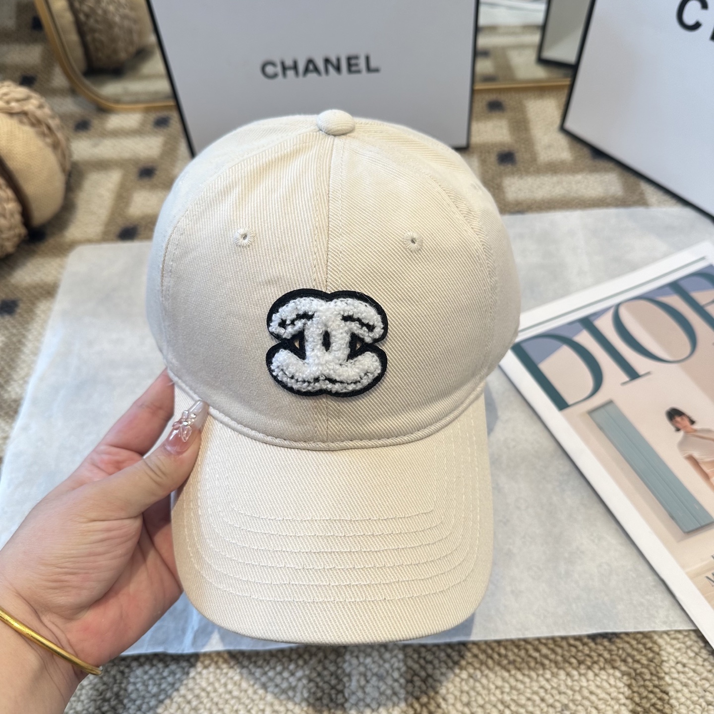 P66 CHANEL香奈儿 新款简约棒球帽，新款出货，大牌款超好搭配，赶紧入手！