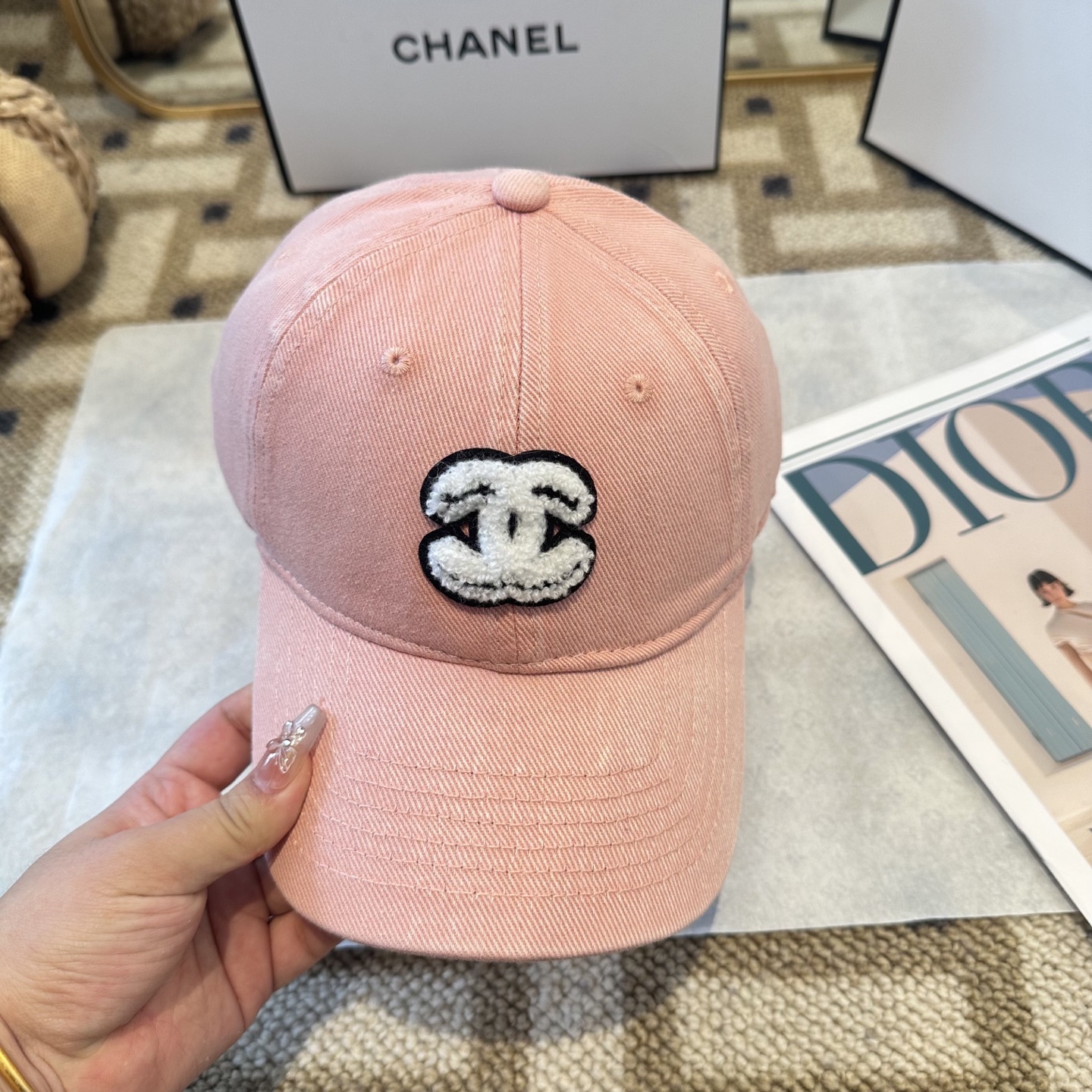 P66 CHANEL香奈儿 新款简约棒球帽，新款出货，大牌款超好搭配，赶紧入手！