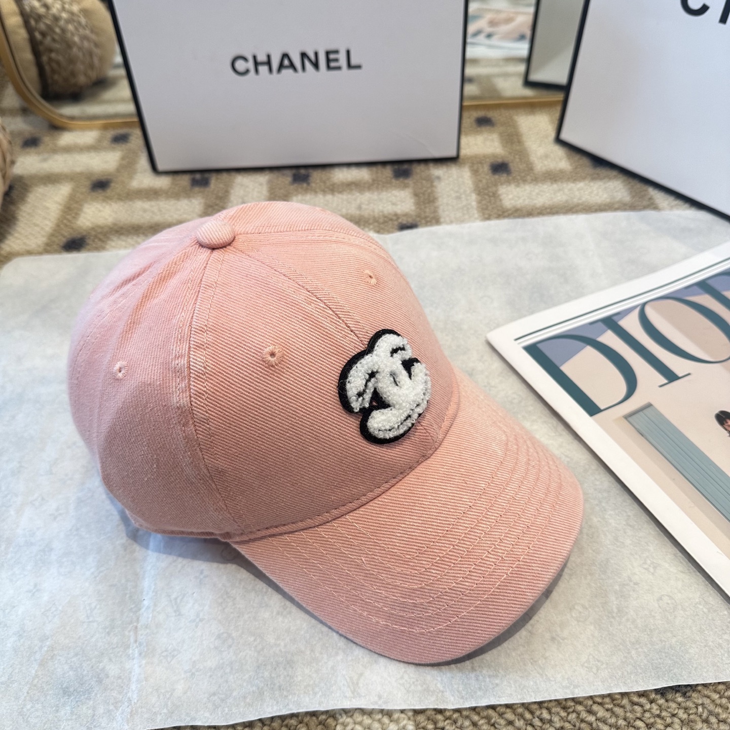 P66 CHANEL香奈儿 新款简约棒球帽，新款出货，大牌款超好搭配，赶紧入手！