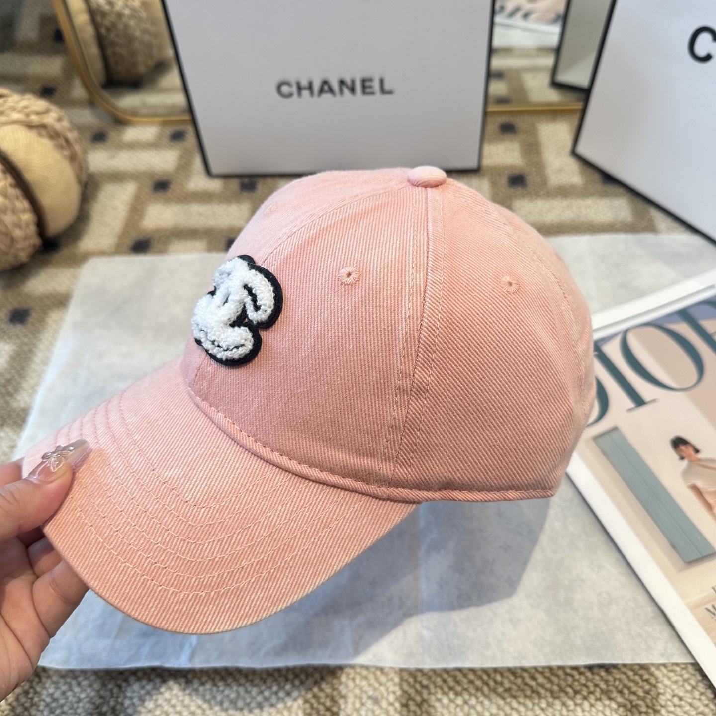 P66 CHANEL香奈儿 新款简约棒球帽，新款出货，大牌款超好搭配，赶紧入手！