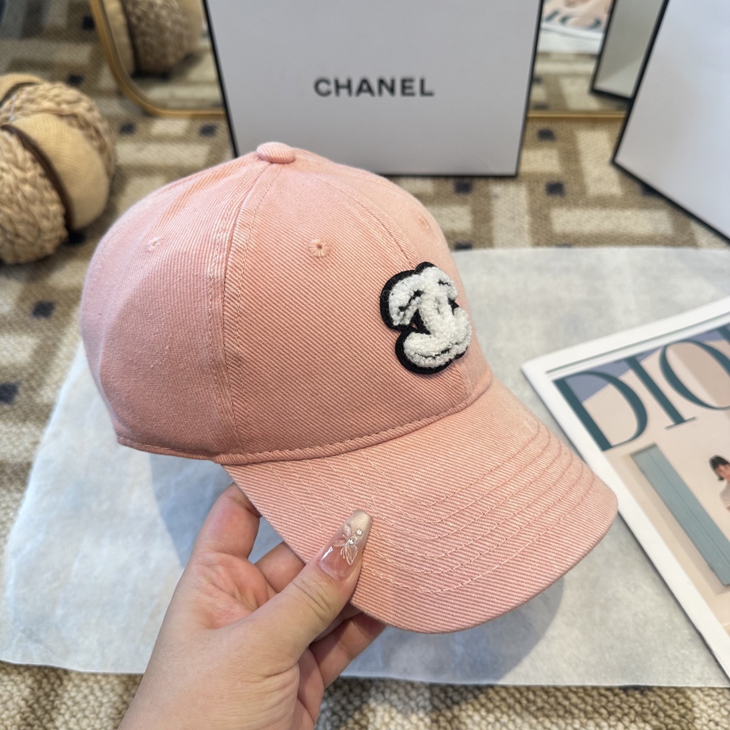 P66 CHANEL香奈儿 新款简约棒球帽，新款出货，大牌款超好搭配，赶紧入手！