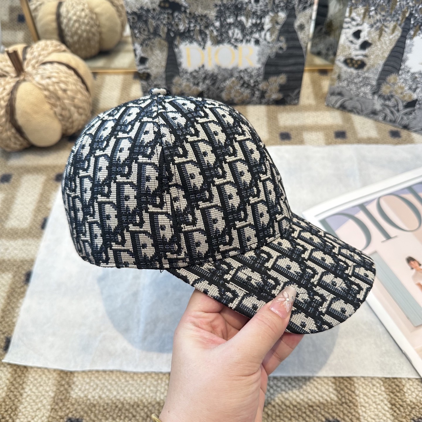 P67 DIOR迪奥 官网同步新款发布 老花D家棒球帽🧢，超级火爆