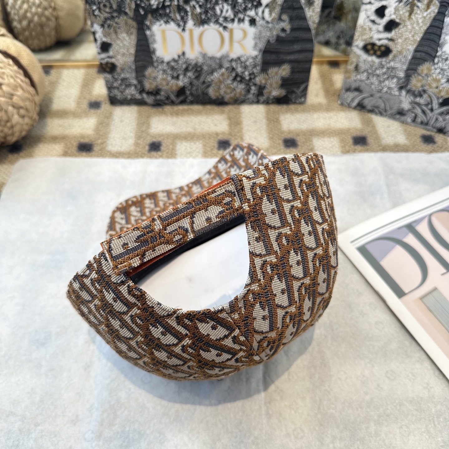 DIOR迪奥 官网同步新款发布 老花D家棒球帽🧢，超级火爆