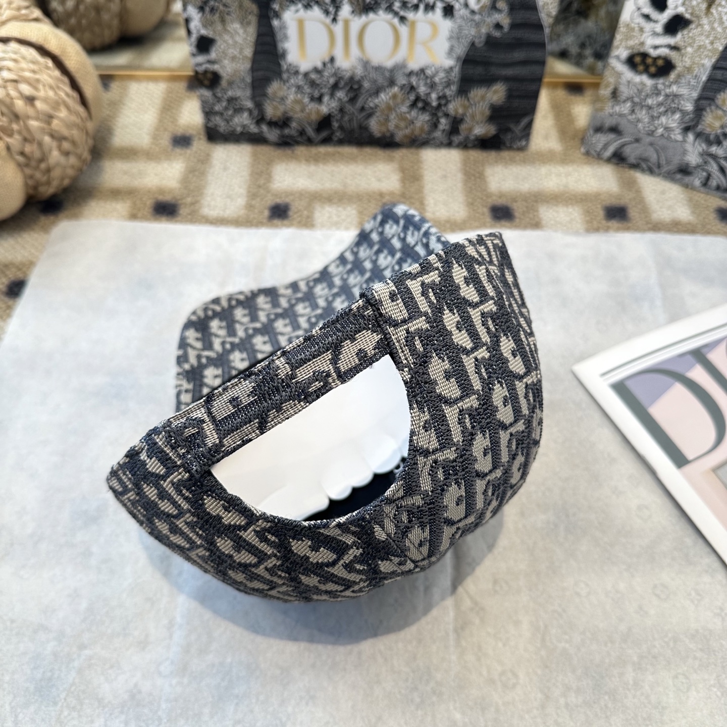 DIOR迪奥 官网同步新款发布 老花D家棒球帽🧢，超级火爆