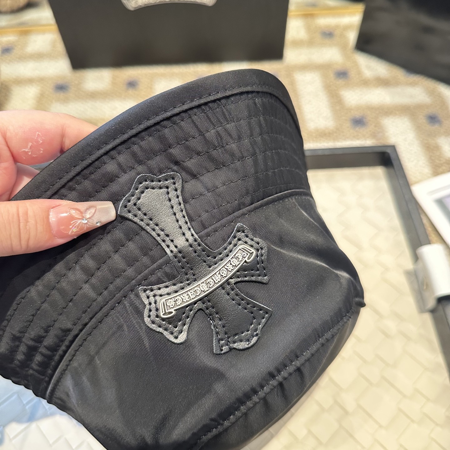 Chrome Hearts CH 克罗心Crank Bait藏青色 拼皮十字架 渔夫帽，男女同款。定织定