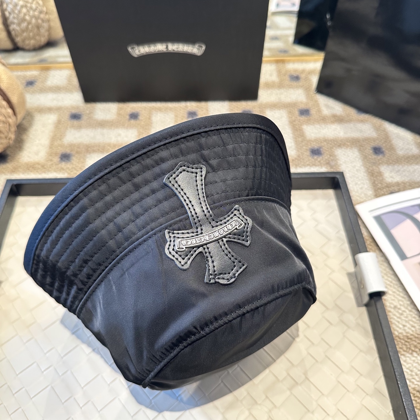 Chrome Hearts CH 克罗心Crank Bait藏青色 拼皮十字架 渔夫帽，男女同款。定织定