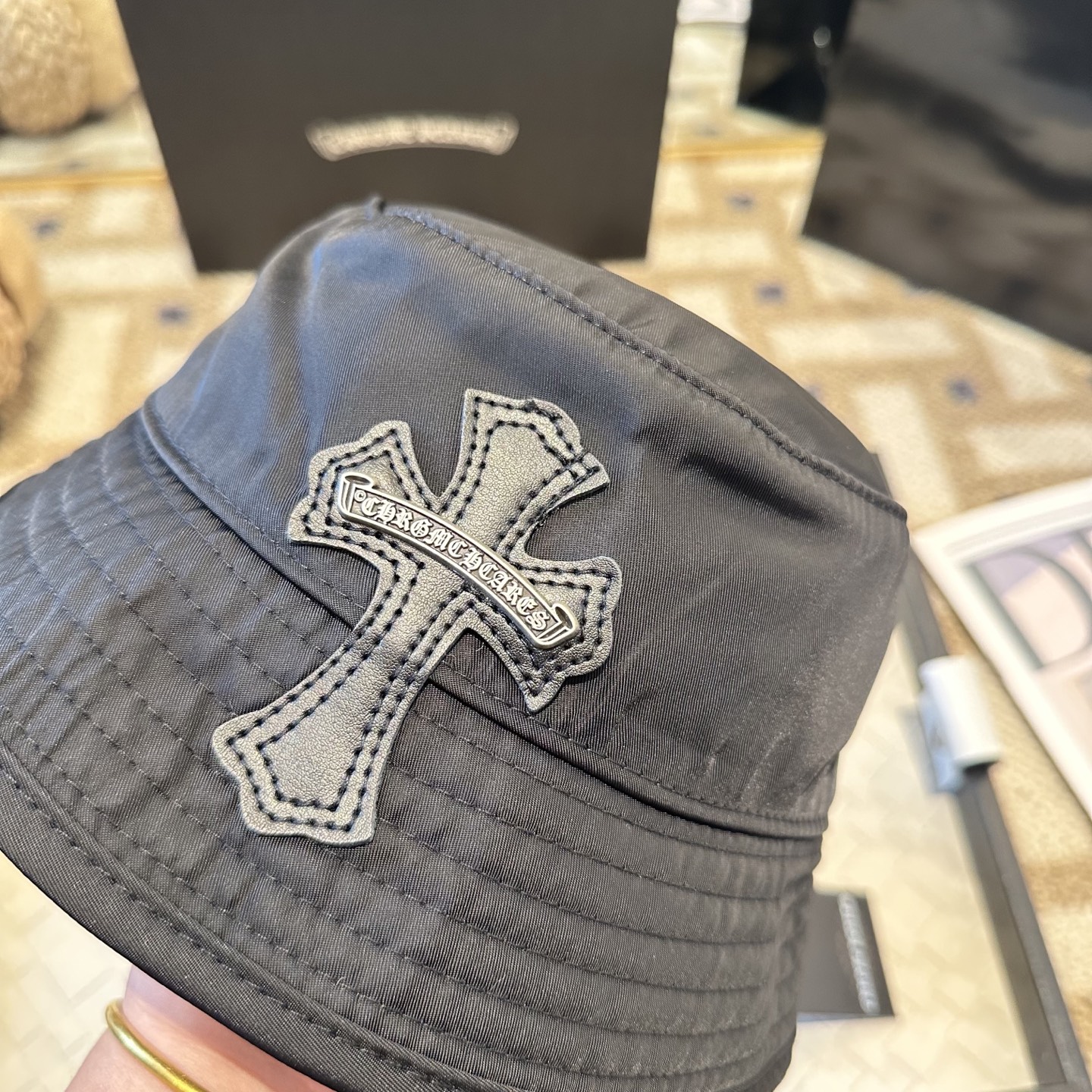 Chrome Hearts CH 克罗心Crank Bait藏青色 拼皮十字架 渔夫帽，男女同款。定织定