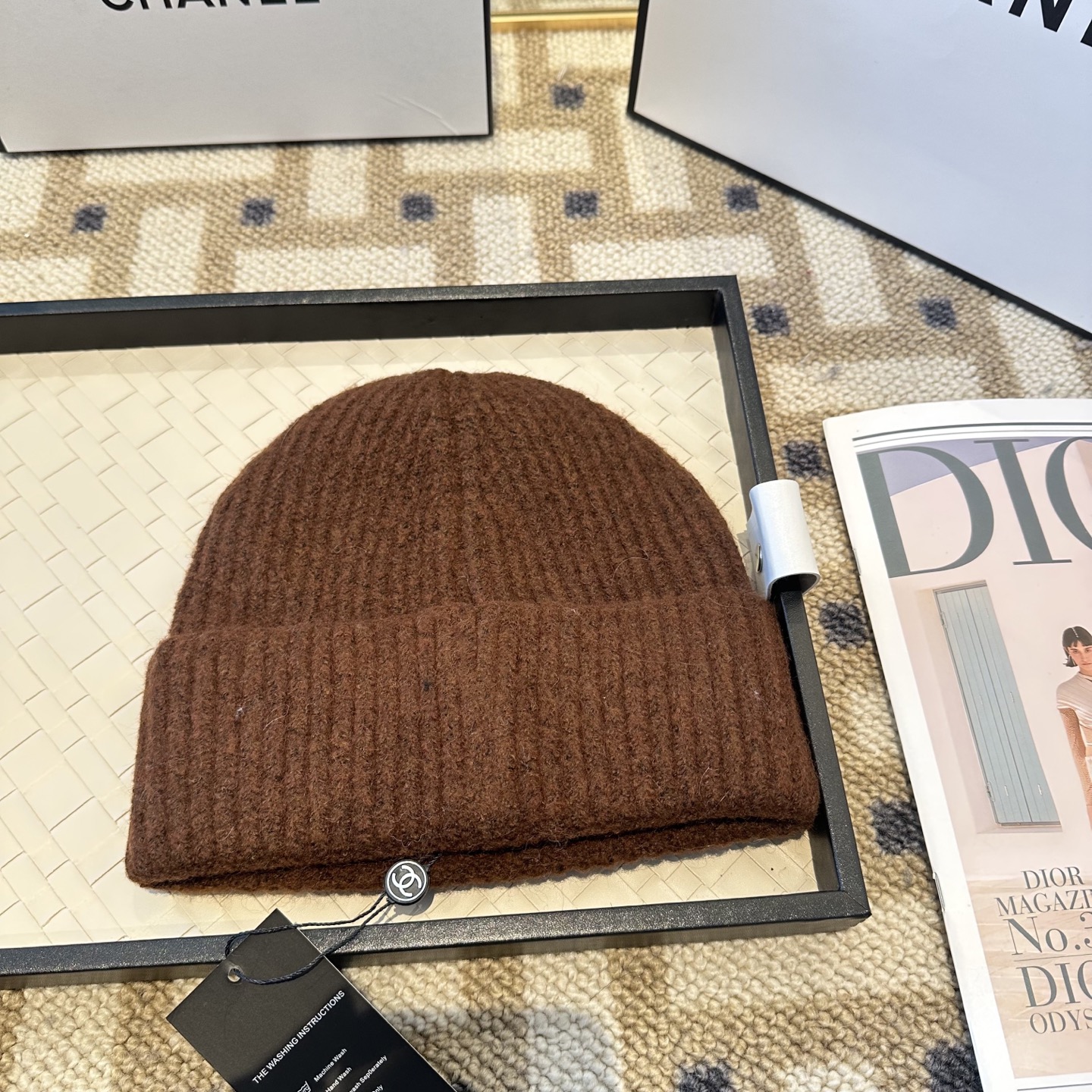 Chanel官网品质香奈儿秋冬网红时尚博主推荐款毛线帽，小红书爆款，手感超柔软舒适的针织线帽，弹性极佳！