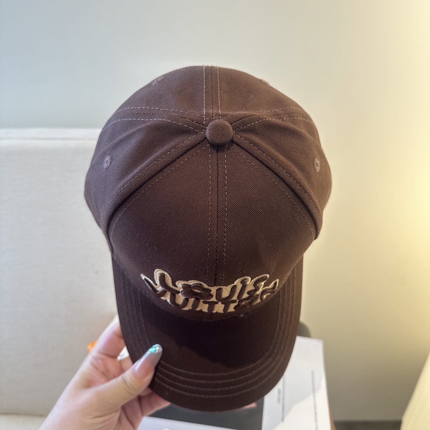 🧢路易威登棒球帽 LouisVuitton😍新款LV棒球帽，重工打造♥️高端大气，百搭款🤗男女通用！