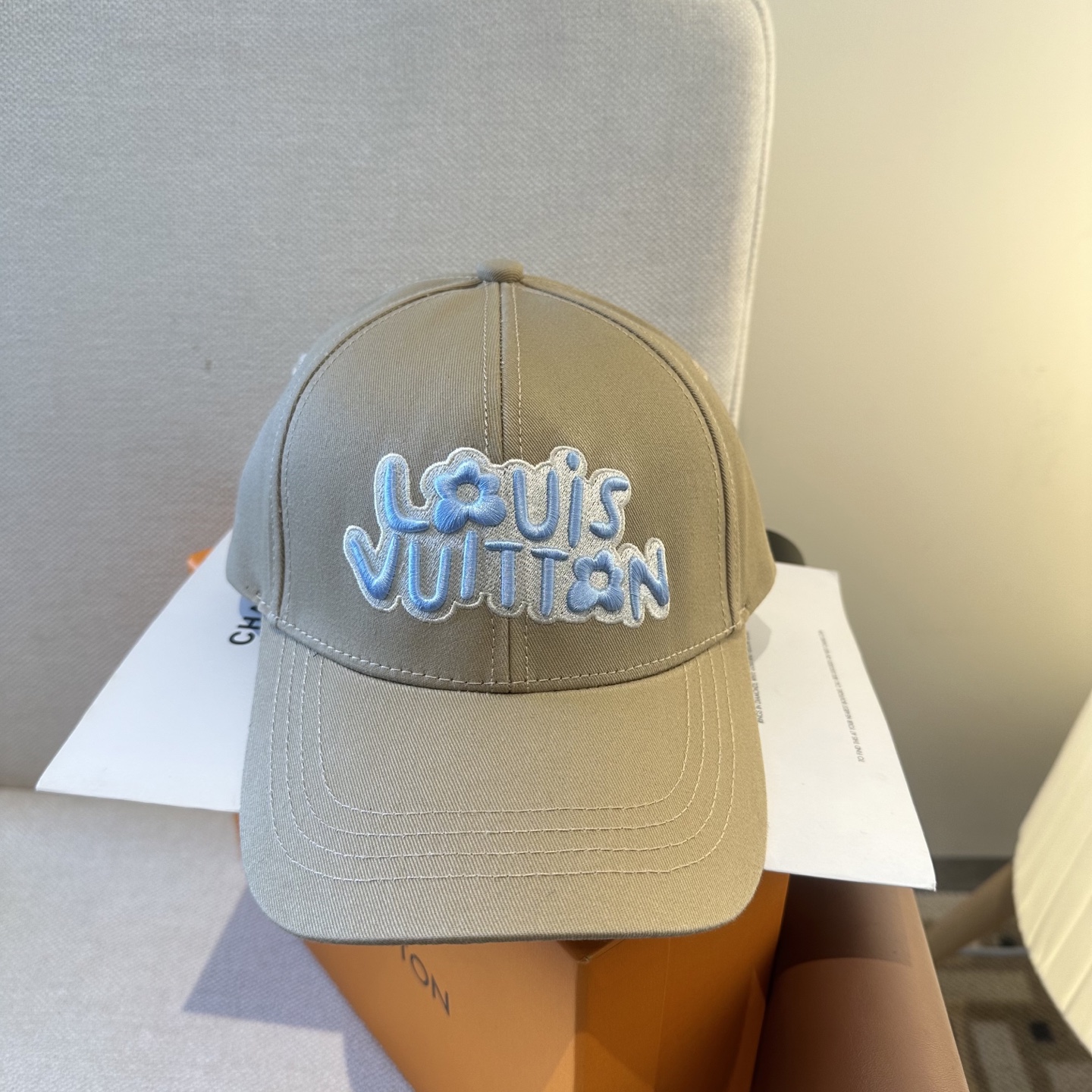 Louis Vuitton LouisVuitton 新款LV棒球帽，重工打造 高端 ，百搭款