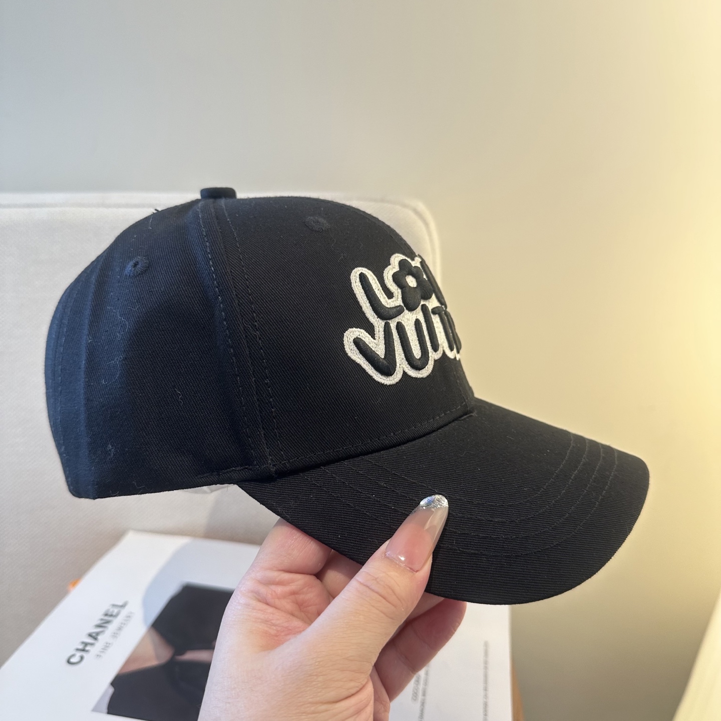 🧢路易威登棒球帽 LouisVuitton😍新款LV棒球帽，重工打造♥️高端大气，百搭款🤗男女通用！