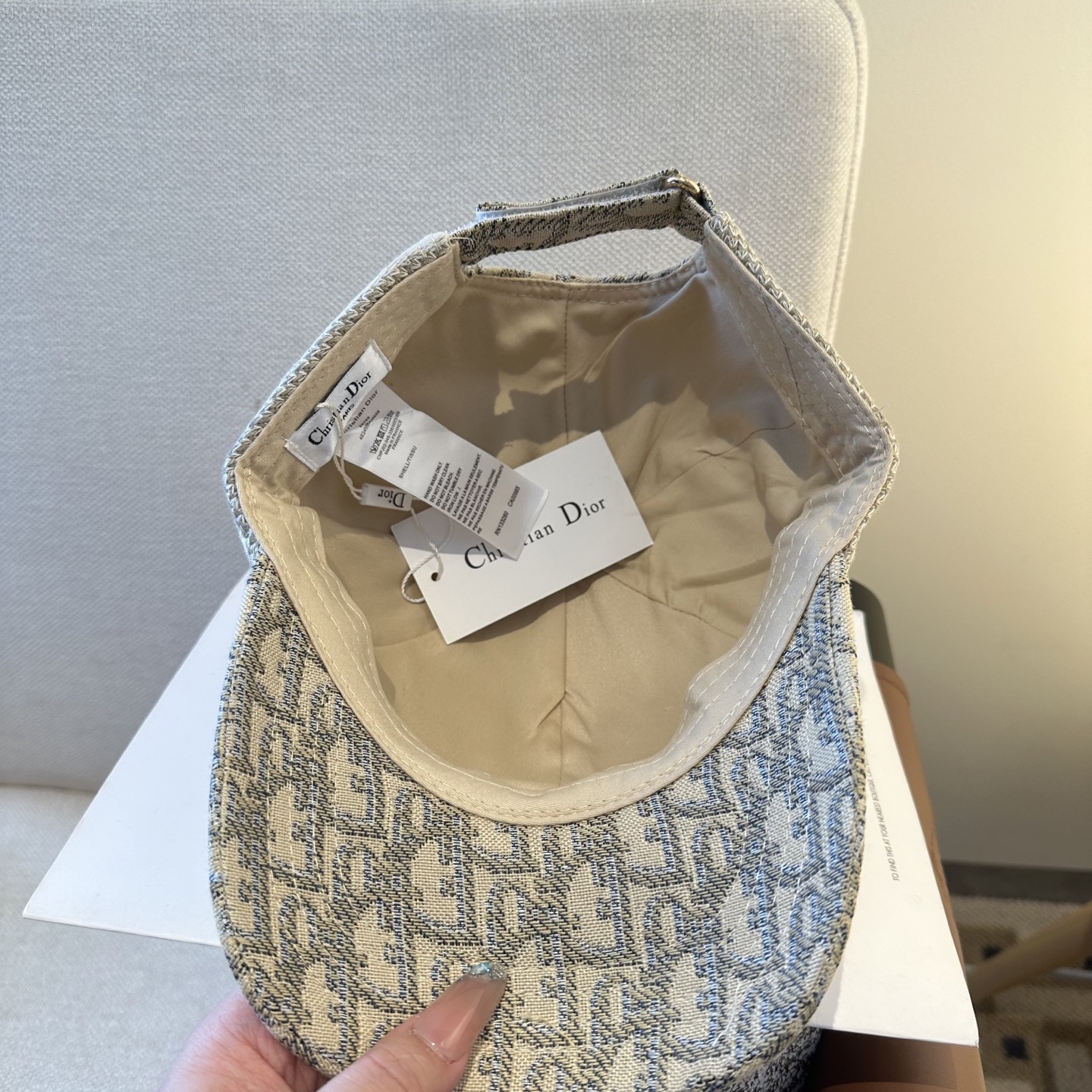 DIOR迪奥 官网同步新款发布 D家棒球帽🧢超级火爆