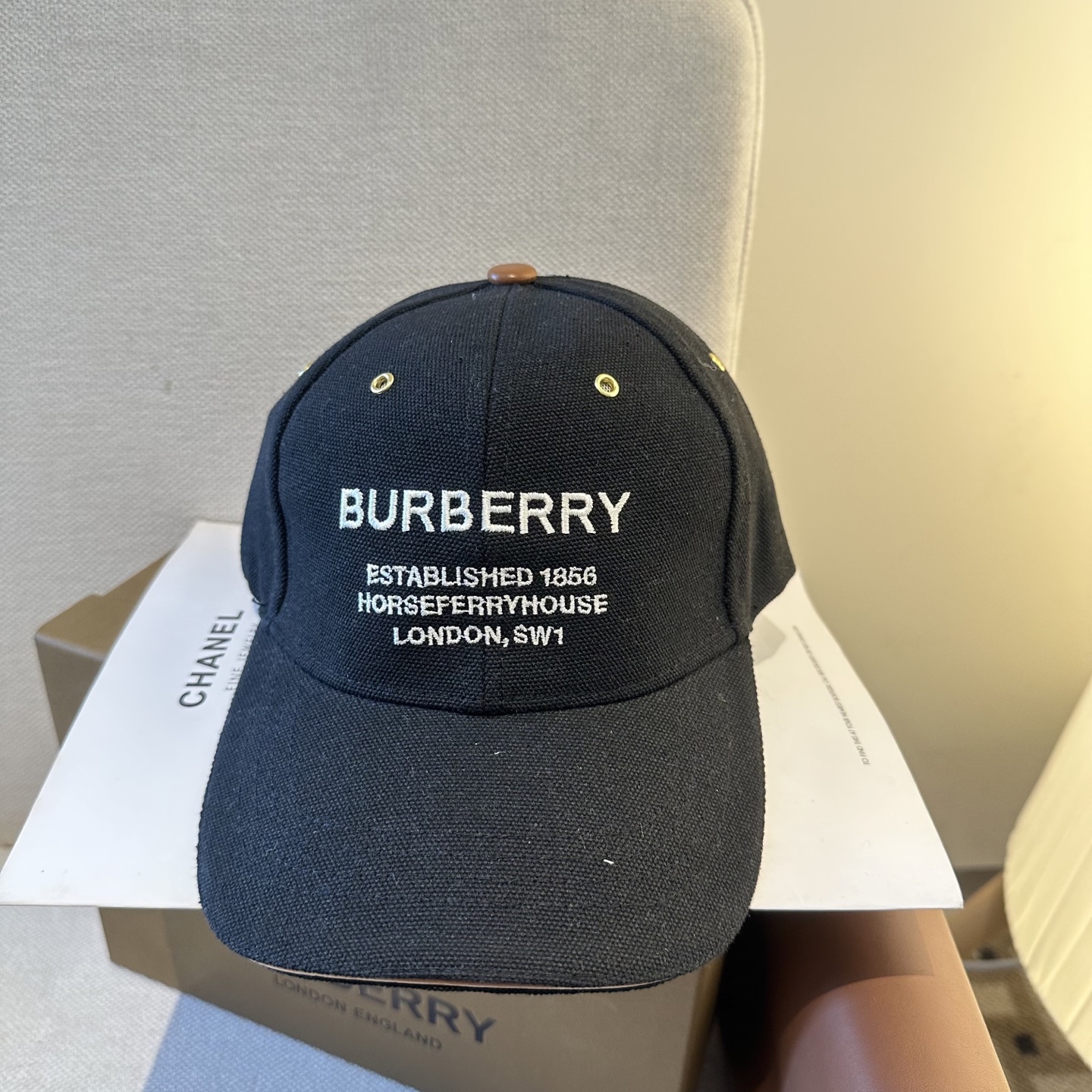 Burberry 巴宝莉BURBERRY 上线 韩版新款英伦风定制款1:1 男女通用棒球帽 美邦工艺 高版品质质量