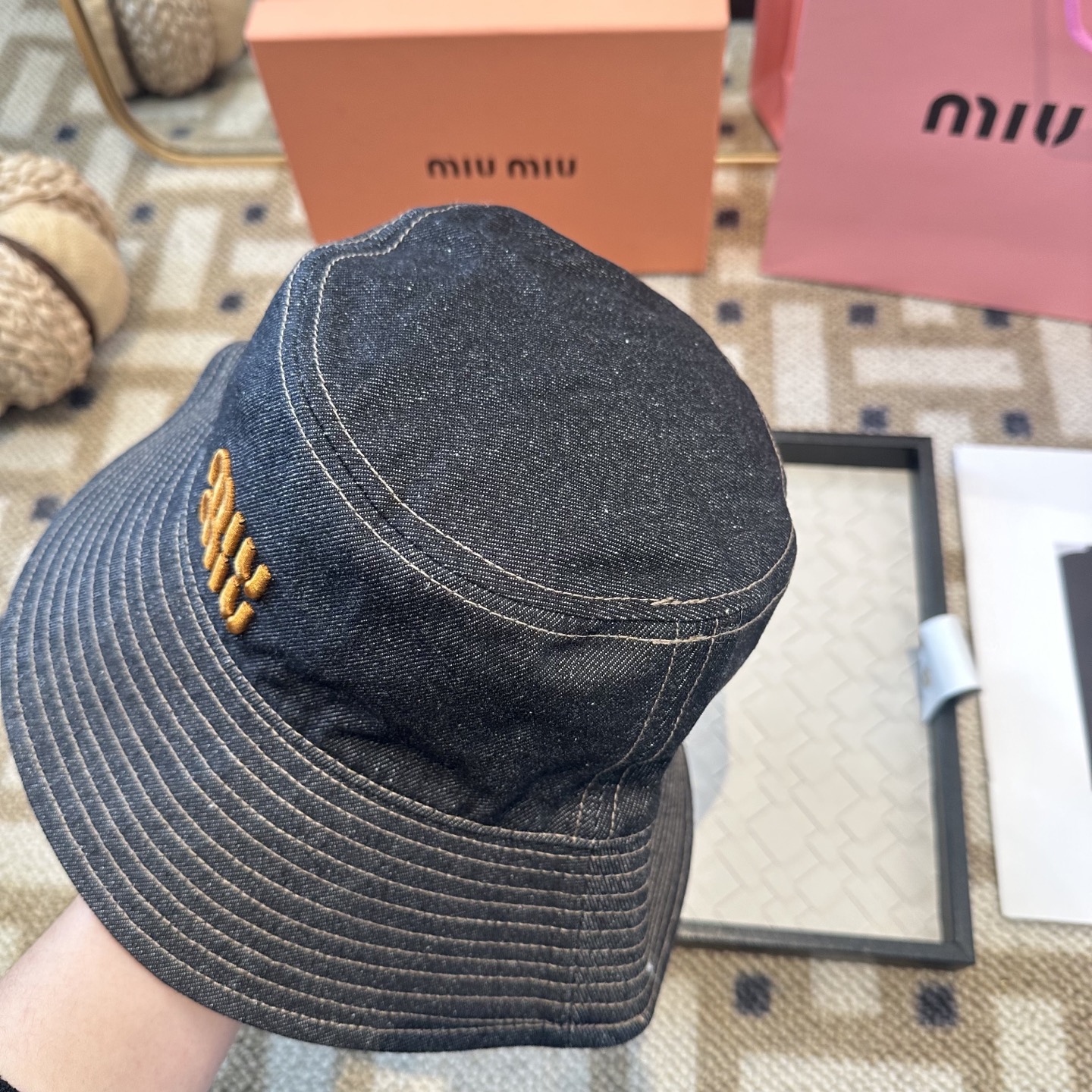 Miu Miu miumiu双面渔夫帽 开模定制，头围57cm男女通用