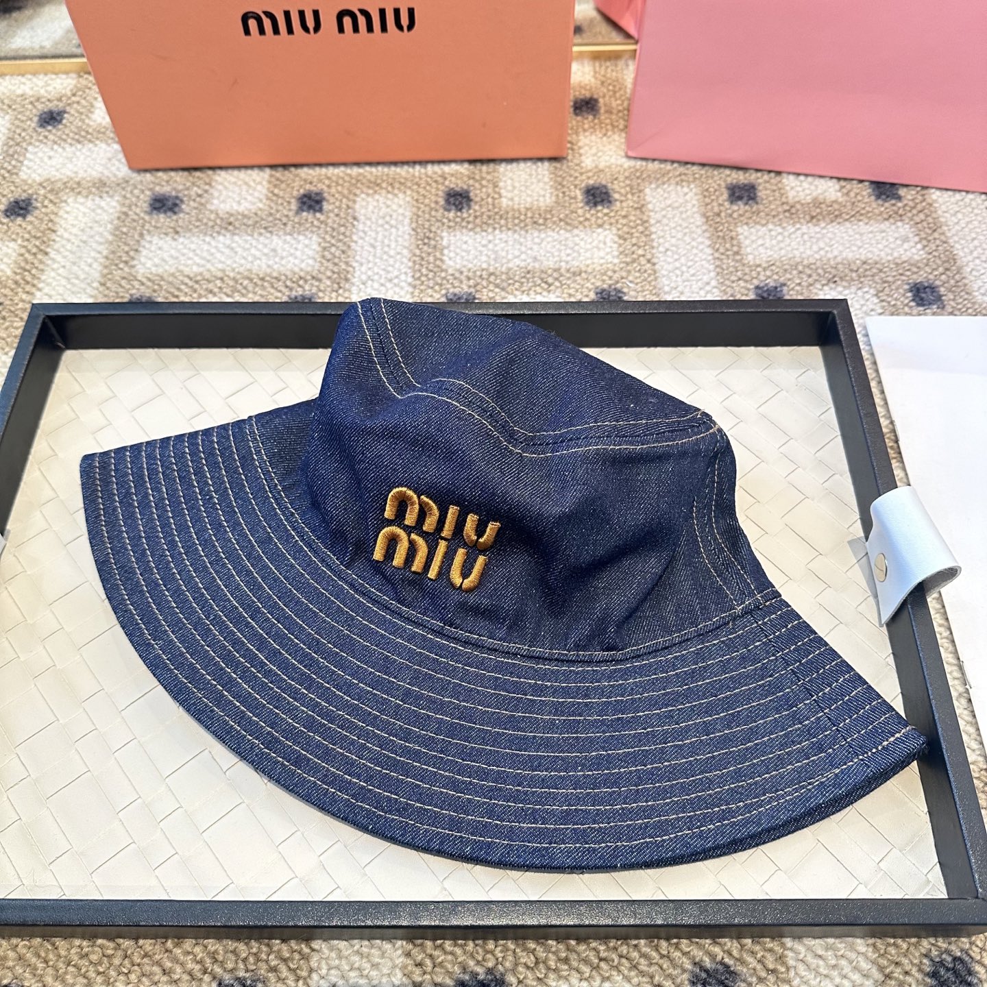 Miu Miu miumiu双面渔夫帽 开模定制，头围57cm男女通用