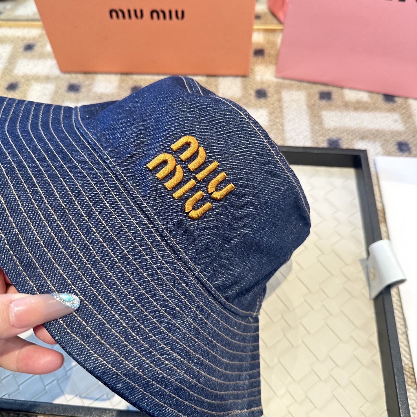 Miu Miu miumiu双面渔夫帽 开模定制，头围57cm男女通用