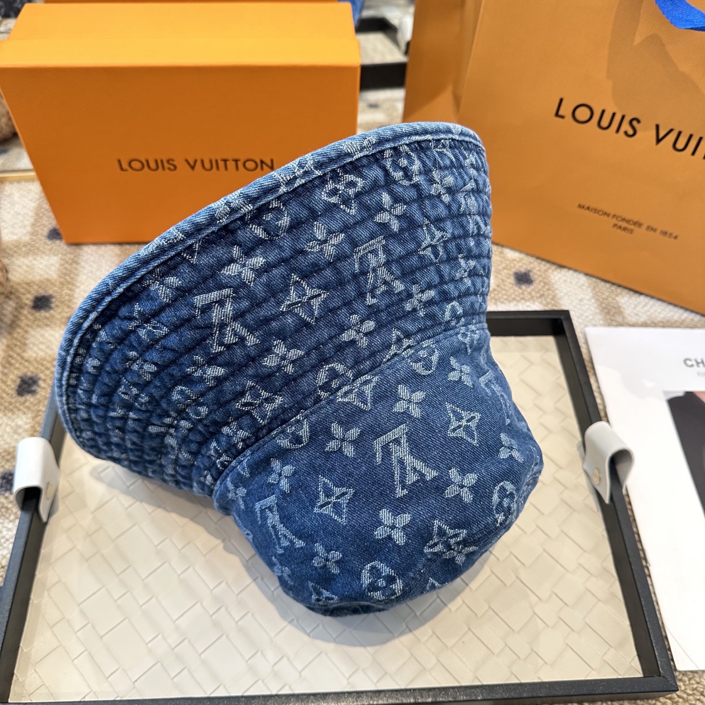 Lv路易威登2026新款可遮阳帽女透气渔夫帽度假旅游拍照时尚搭子